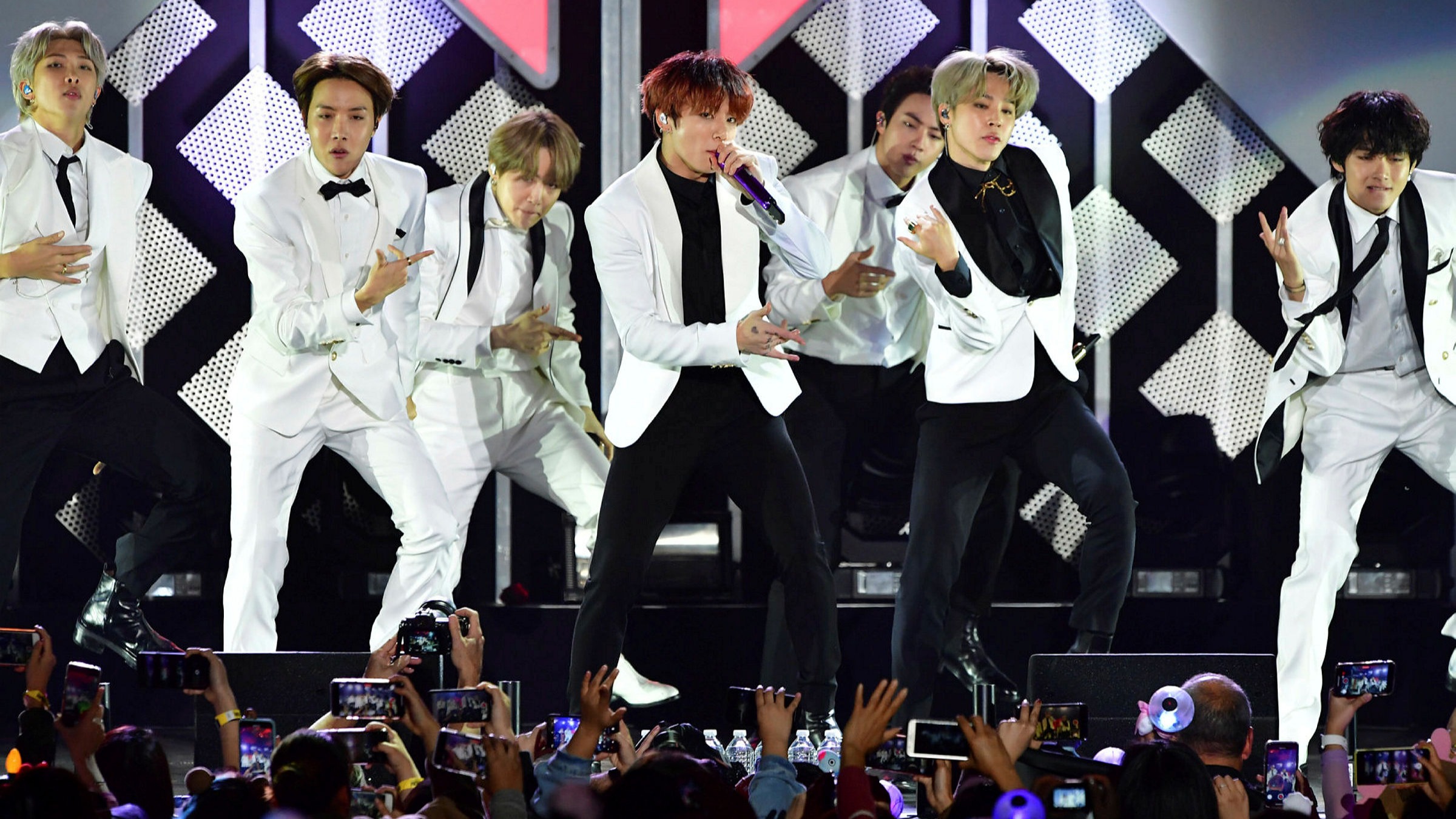 South Korean Boy Bands Give Investors A Case Of Buyers Remorse Financial Times