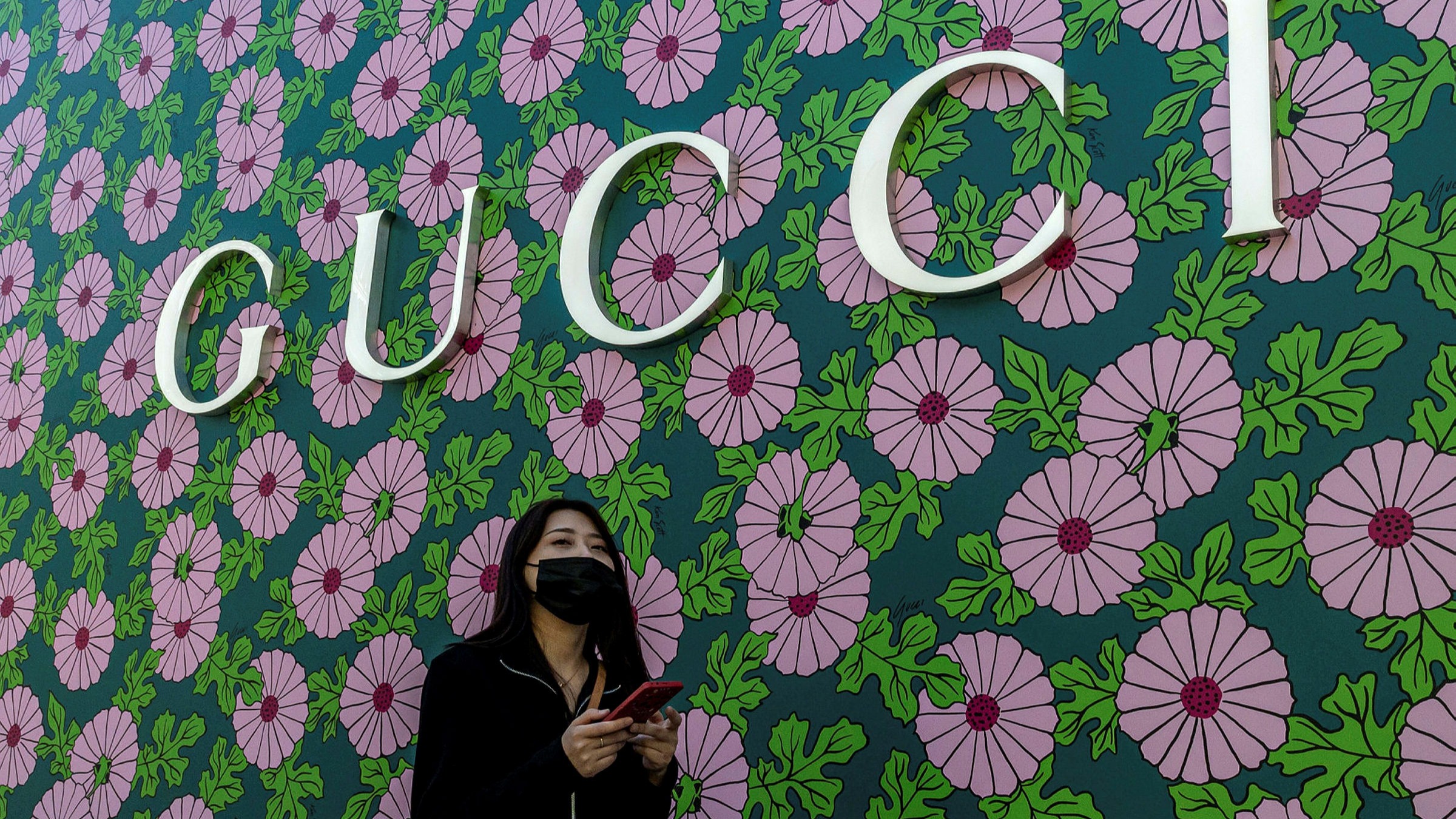 Gucci hits rough patch on Asia weakness | Financial Times