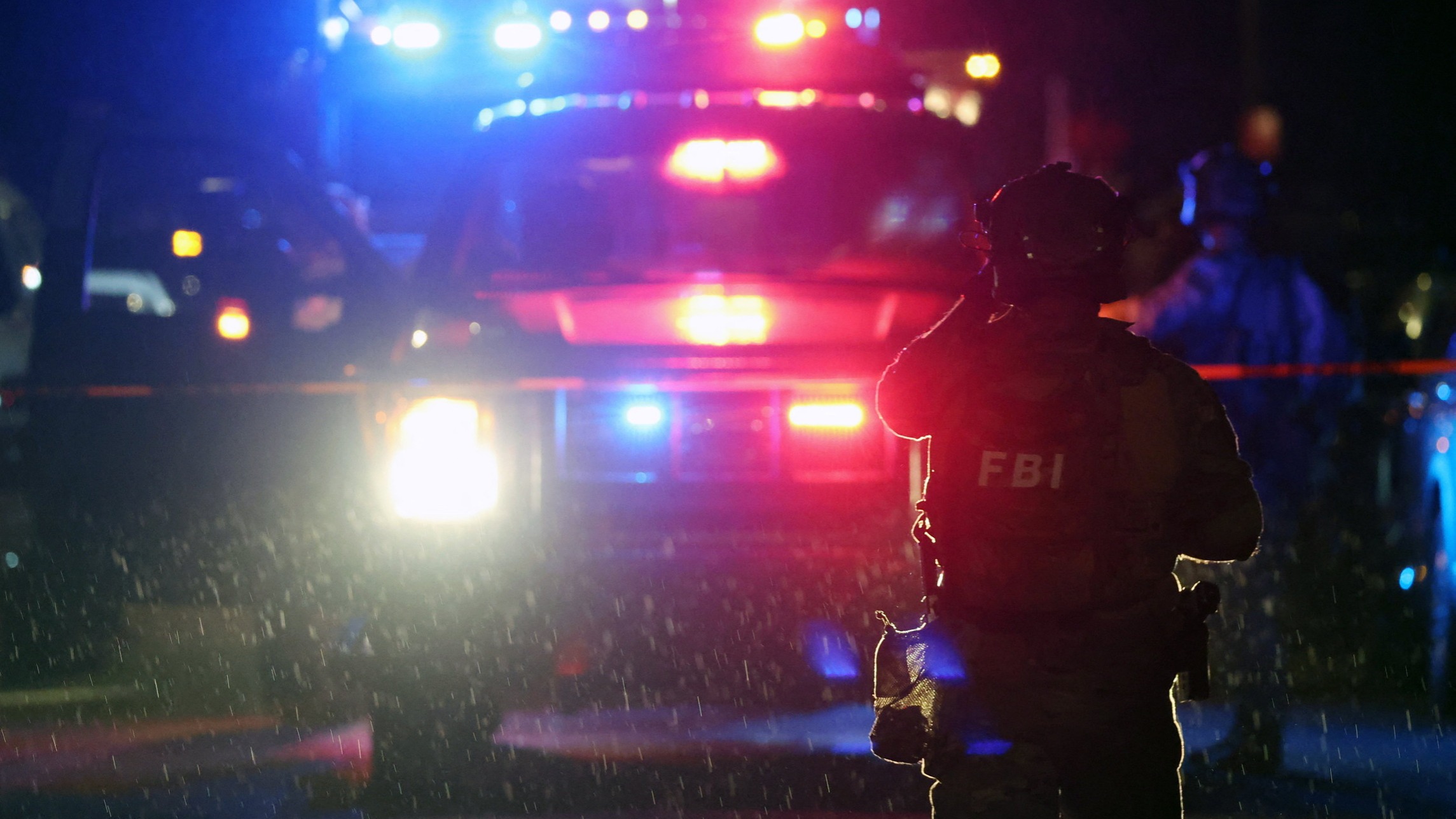 d1e00ek4ebabms.cloudfront.net image