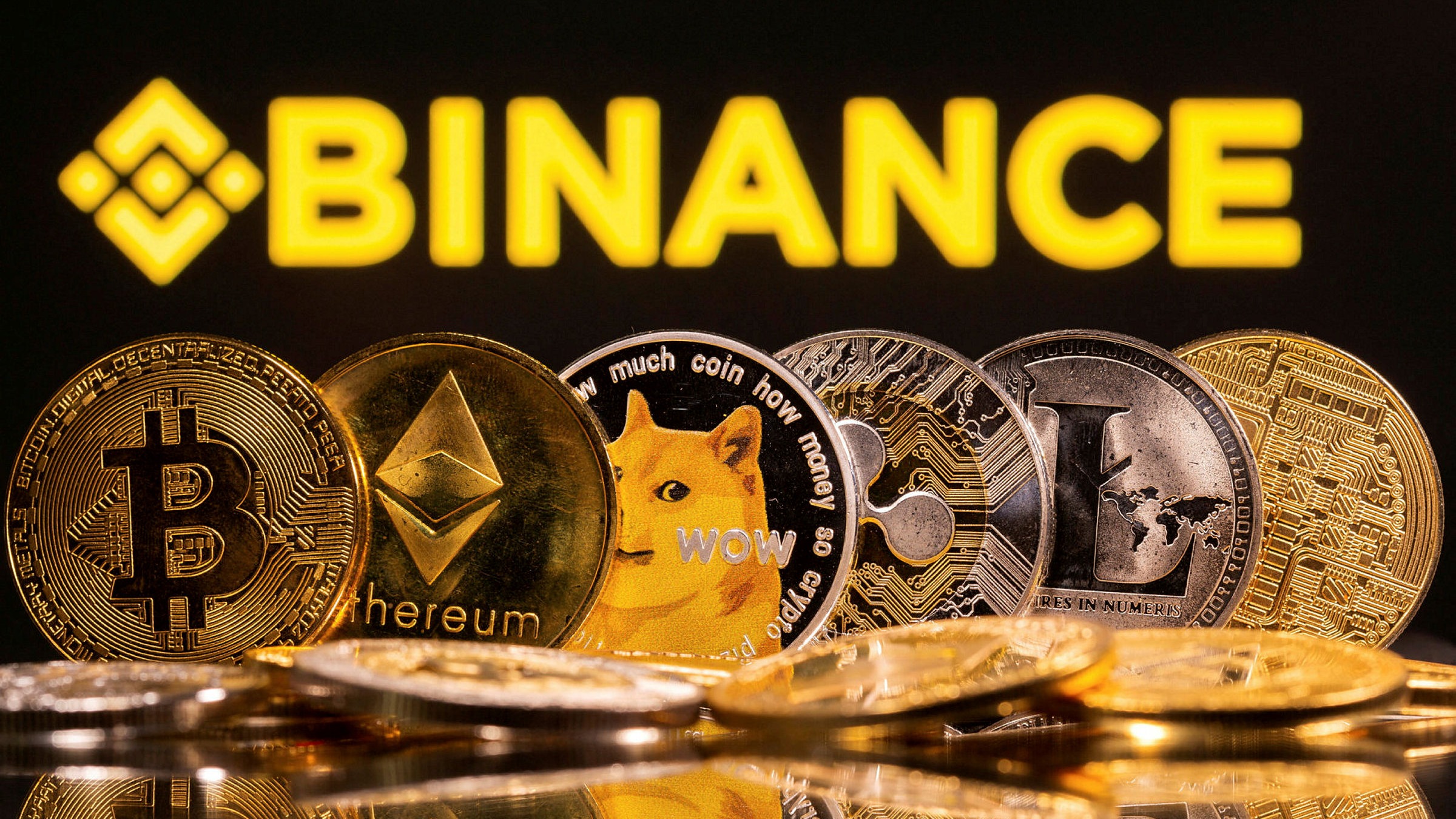 Binance plans to take $200mn stake in US business media group Forbes |  Financial Times