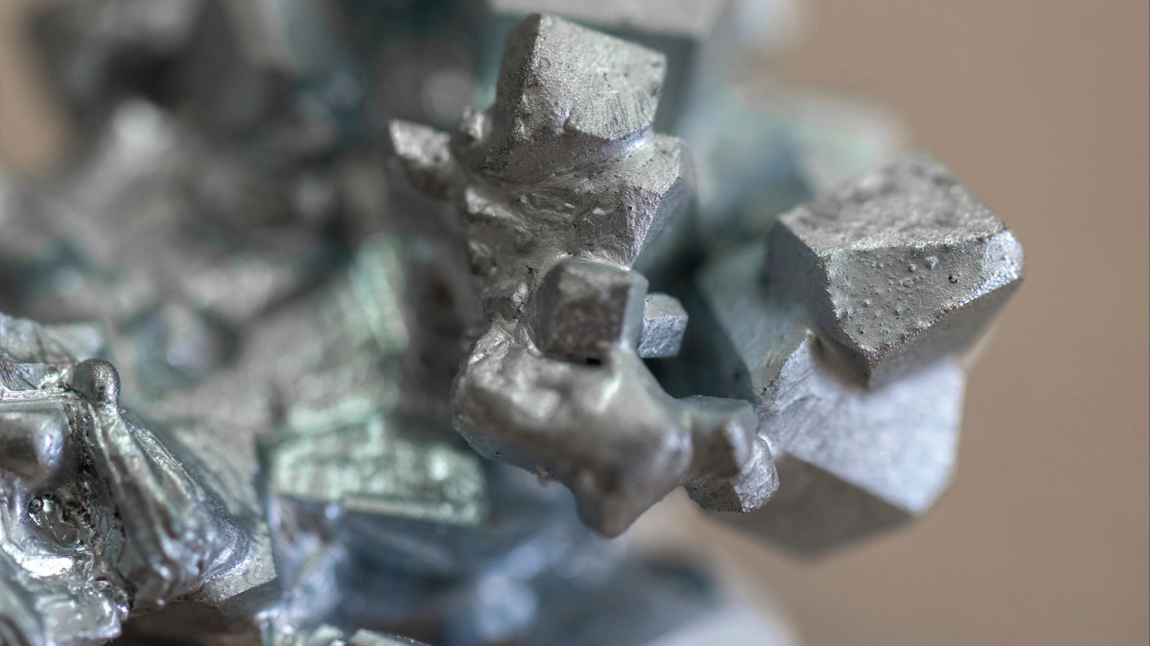 d1e00ek4ebabms.cloudfront.net image