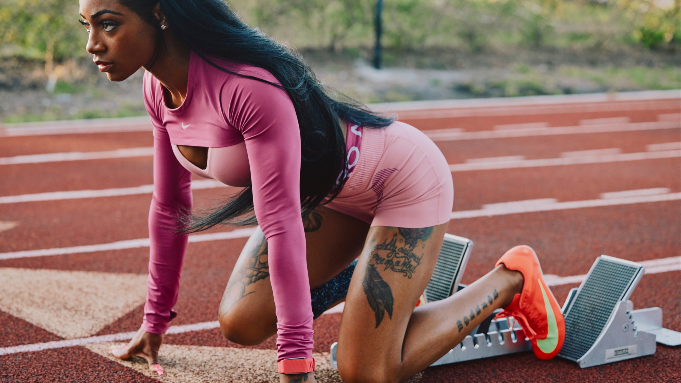 d1e00ek4ebabms.cloudfront.net image