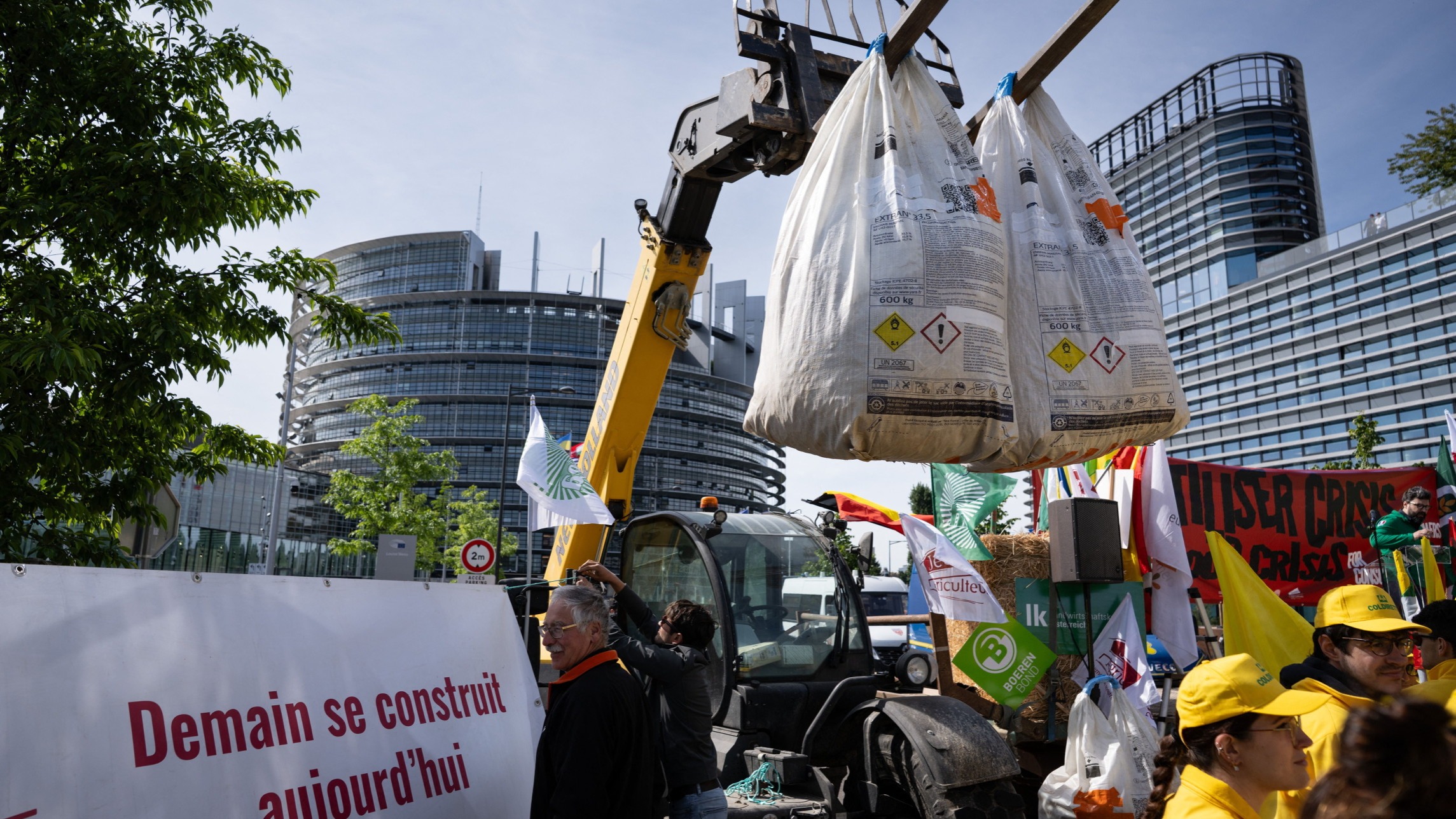 EU explores fertiliser stockpiling as food crisis looms