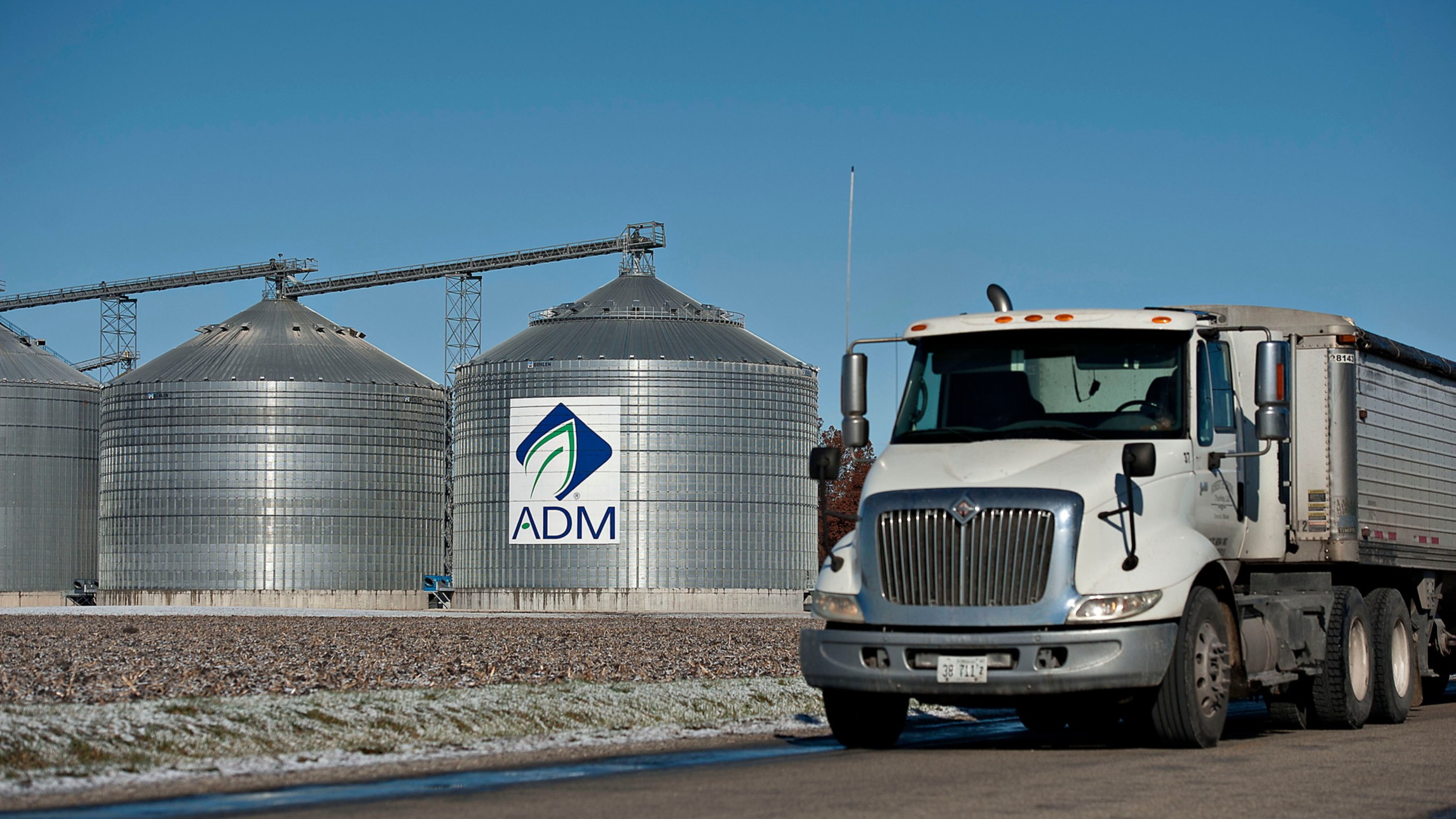 d1e00ek4ebabms.cloudfront.net image