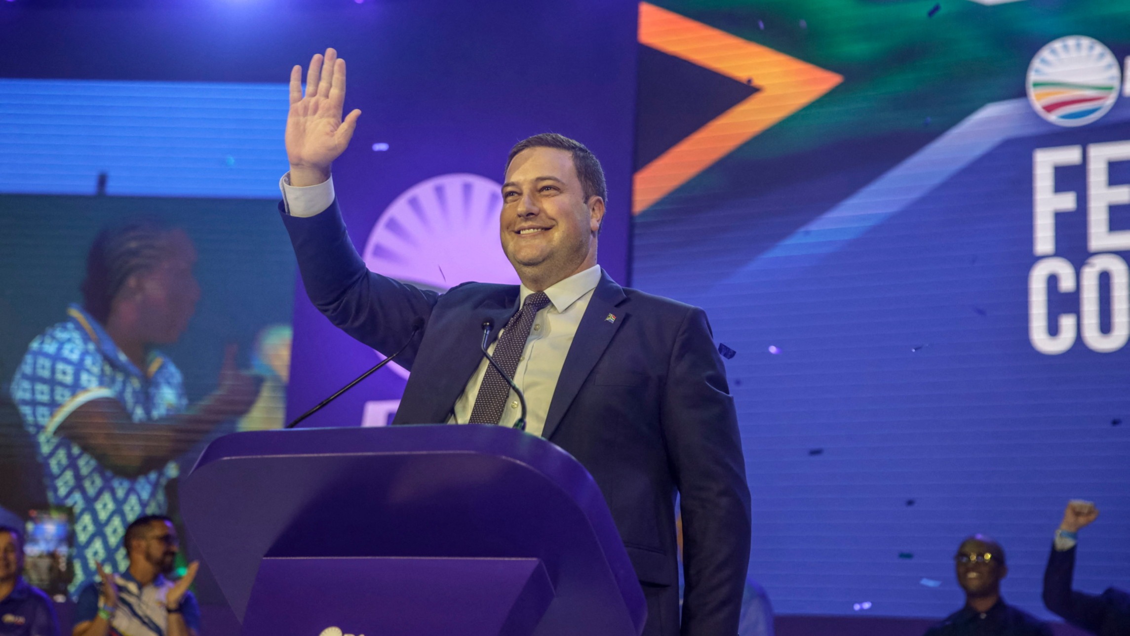 d1e00ek4ebabms.cloudfront.net image