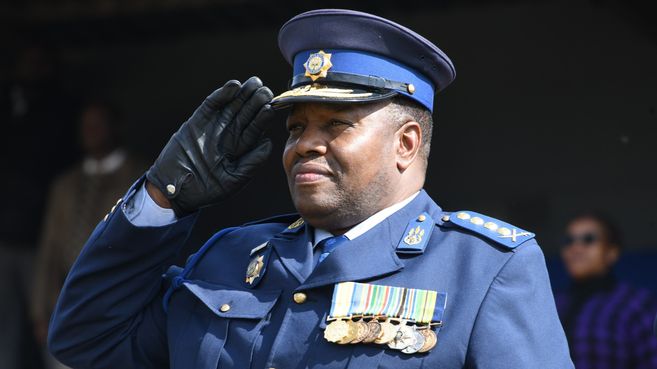 d1e00ek4ebabms.cloudfront.net image