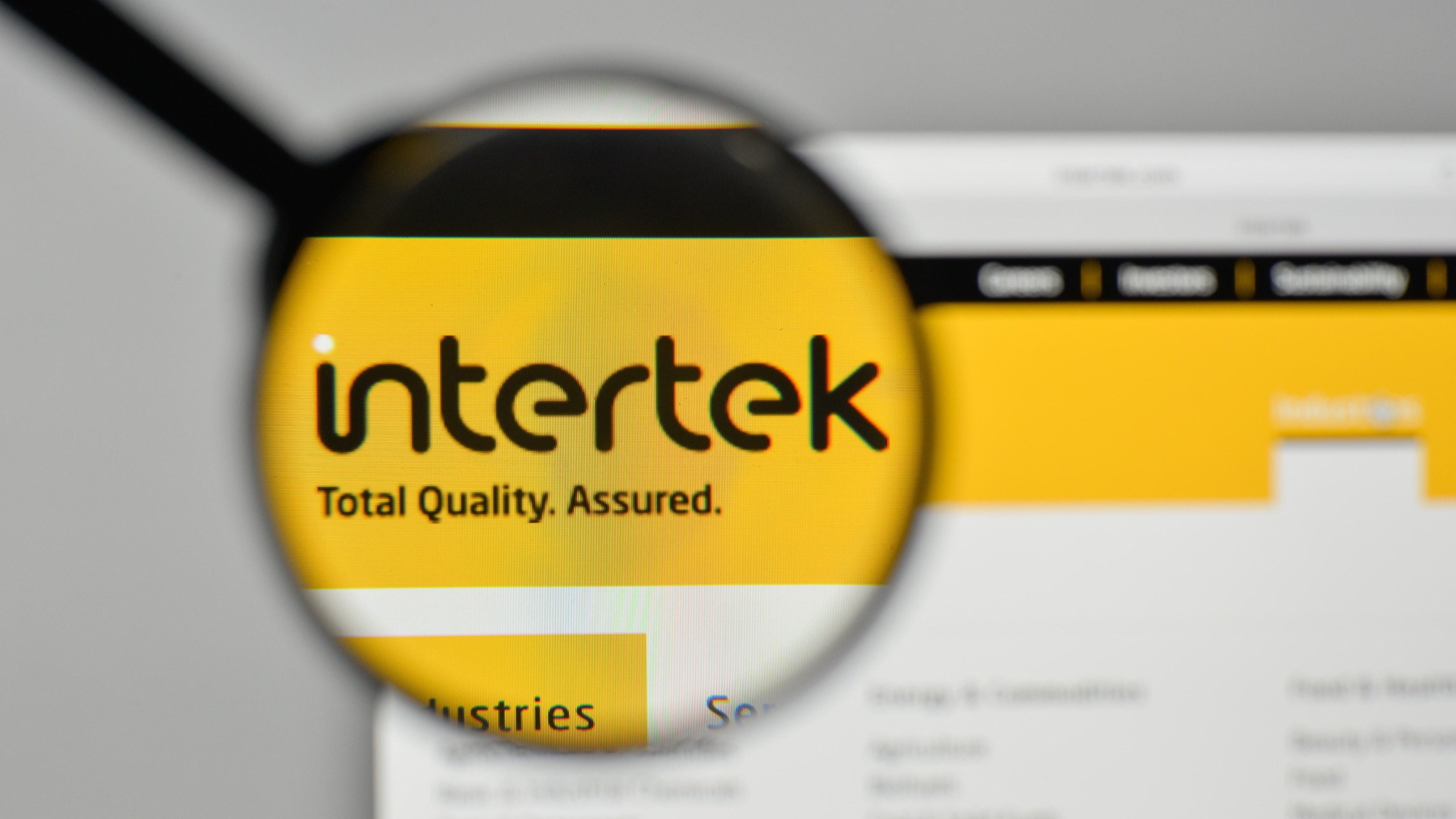 d1e00ek4ebabms.cloudfront.net image