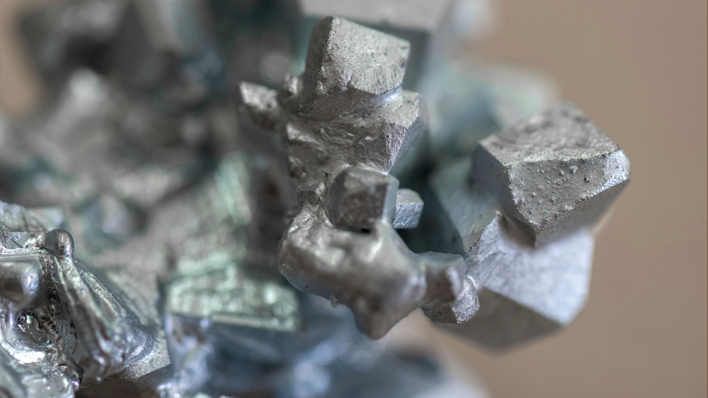 d1e00ek4ebabms.cloudfront.net image