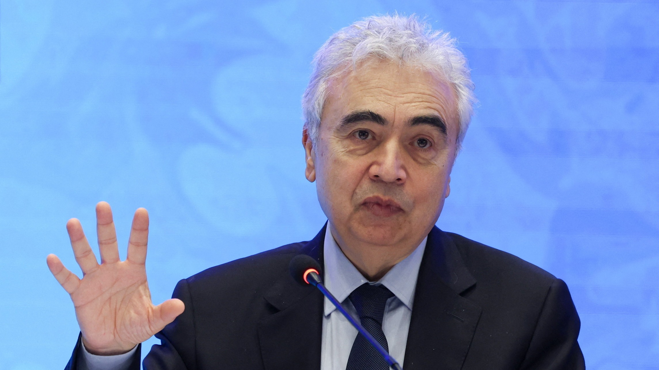 d1e00ek4ebabms.cloudfront.net image