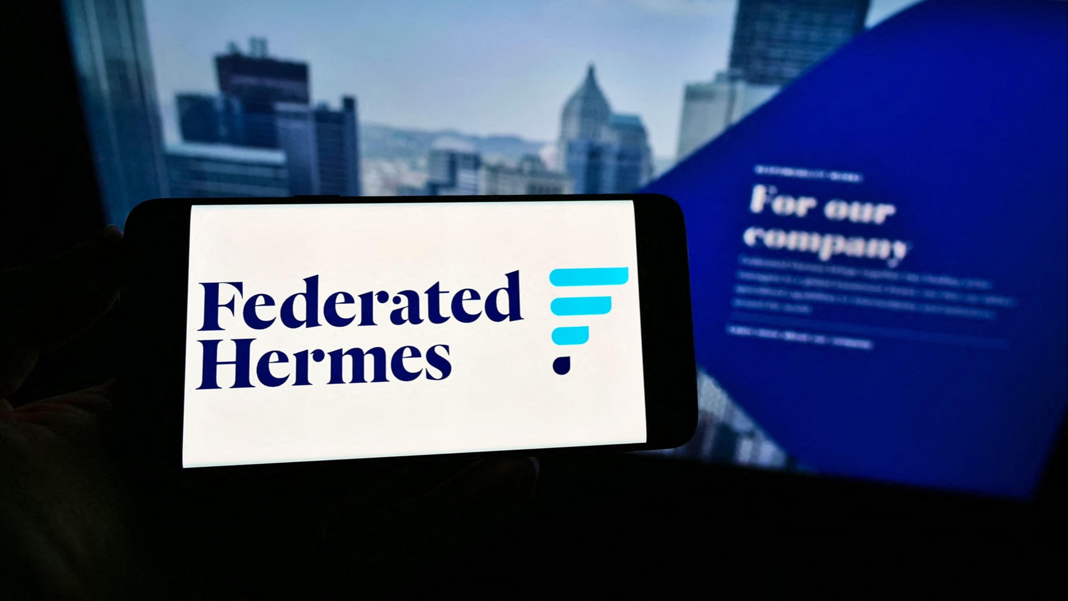 d1e00ek4ebabms.cloudfront.net image