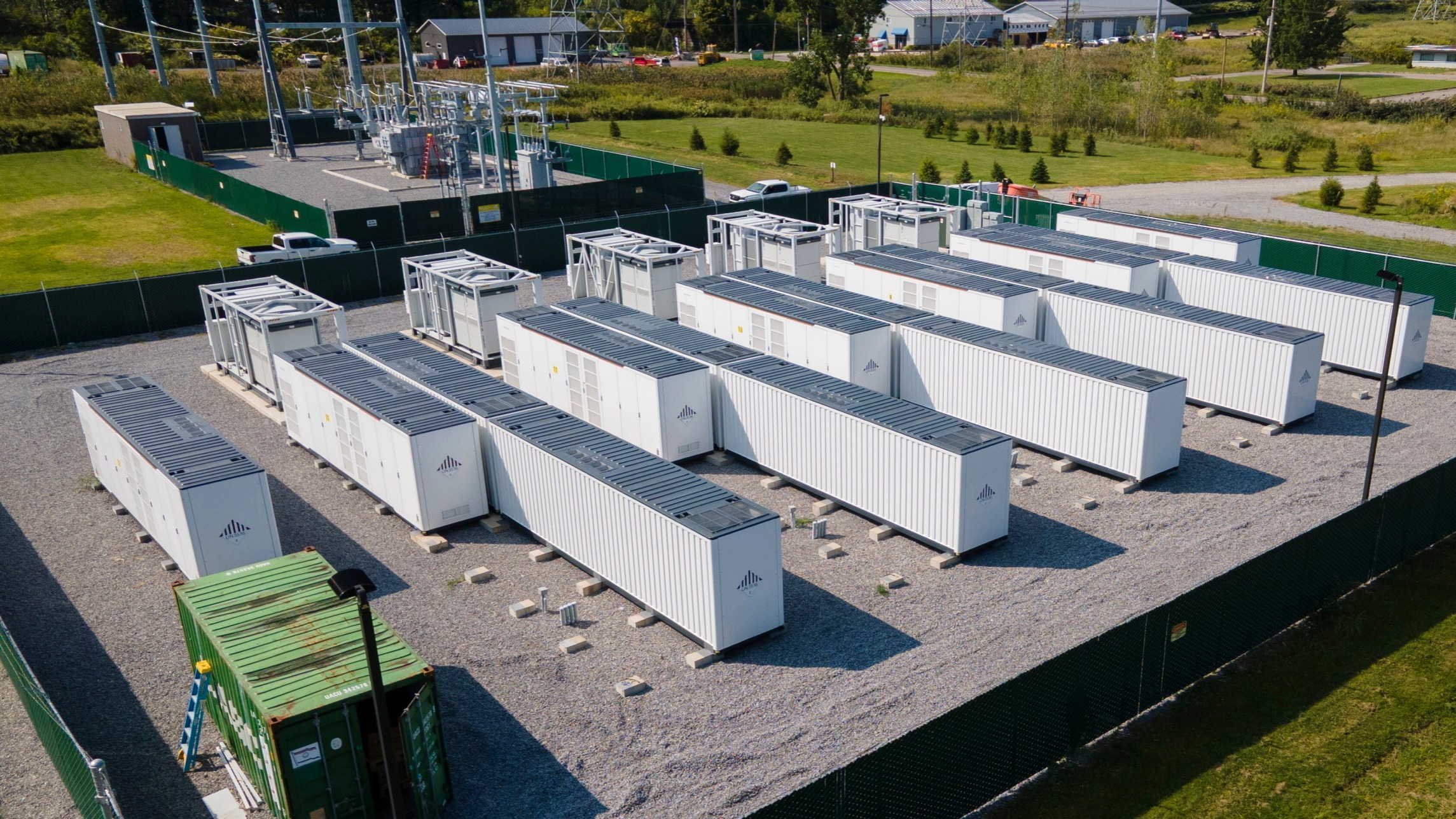 d1e00ek4ebabms.cloudfront.net image