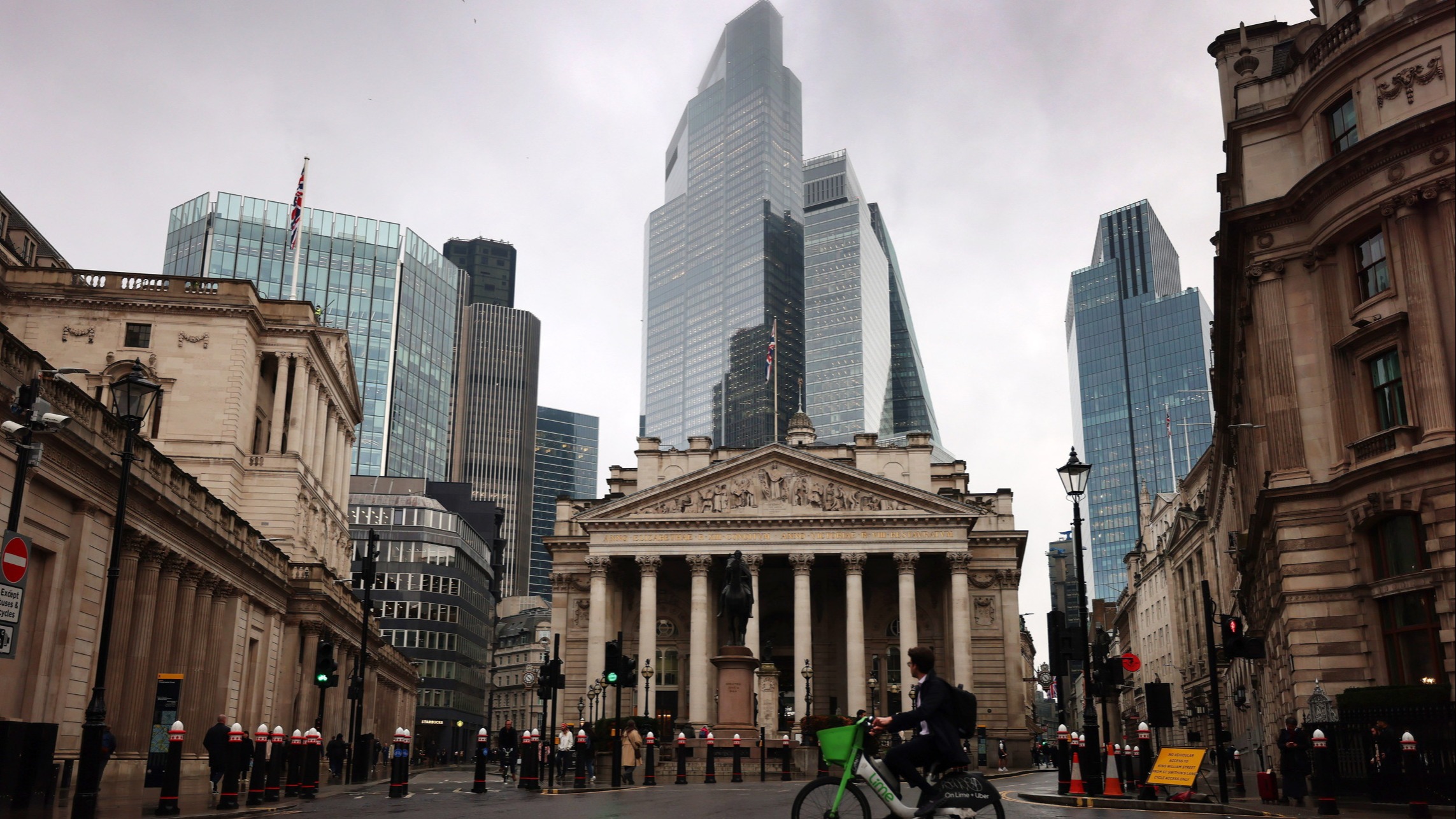 d1e00ek4ebabms.cloudfront.net image