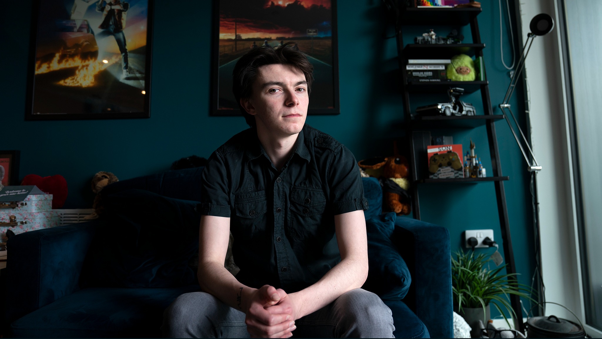 A generation locked in the UK's savings crisis | Financial Times