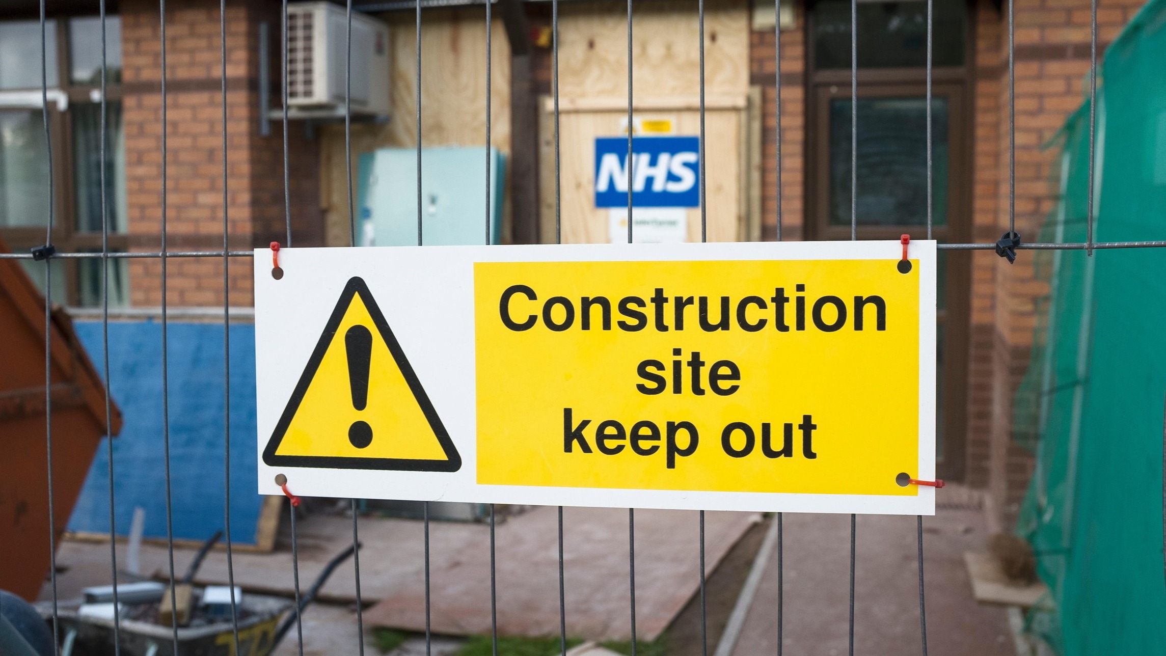 d1e00ek4ebabms.cloudfront.net image