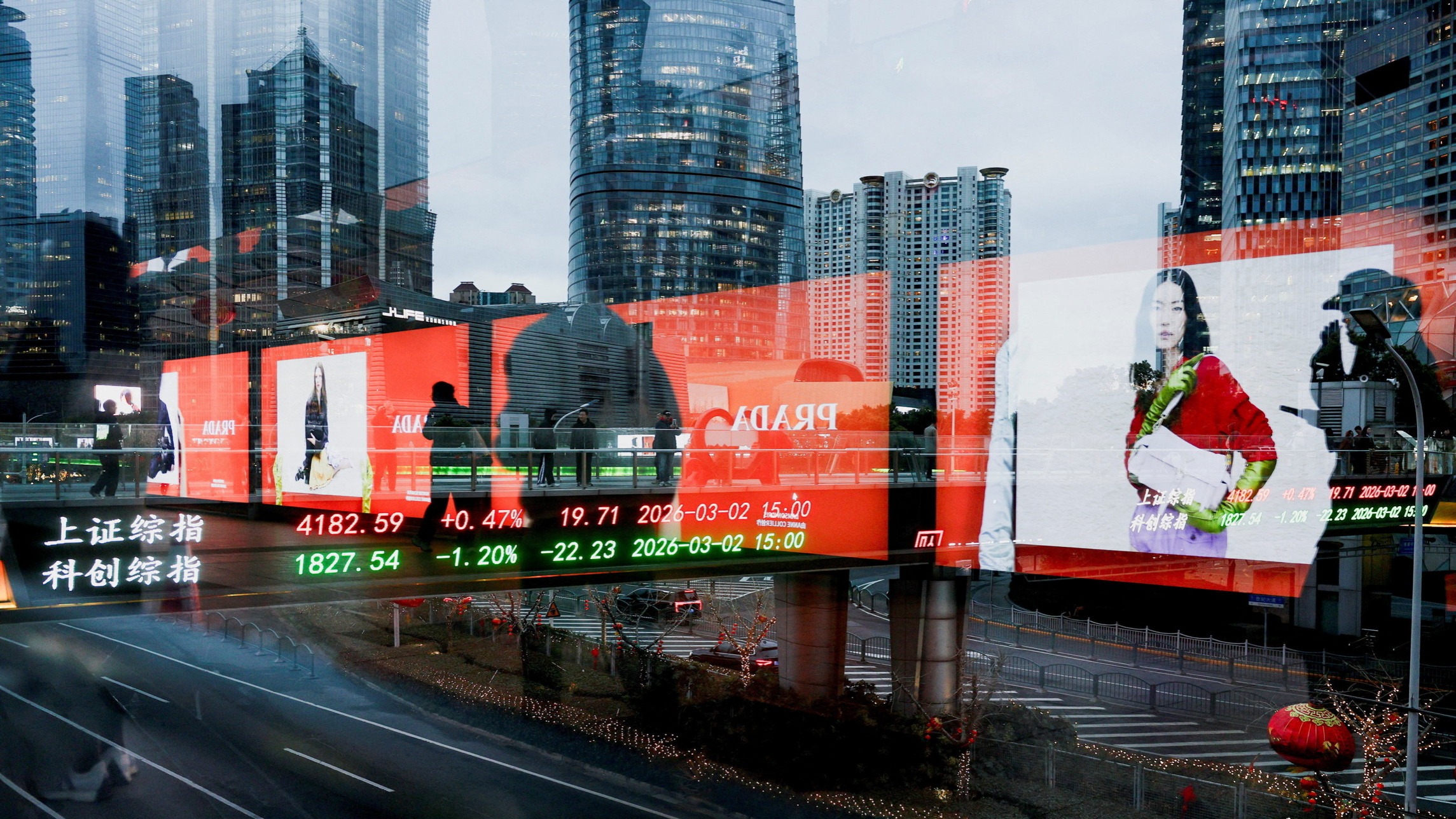 d1e00ek4ebabms.cloudfront.net image