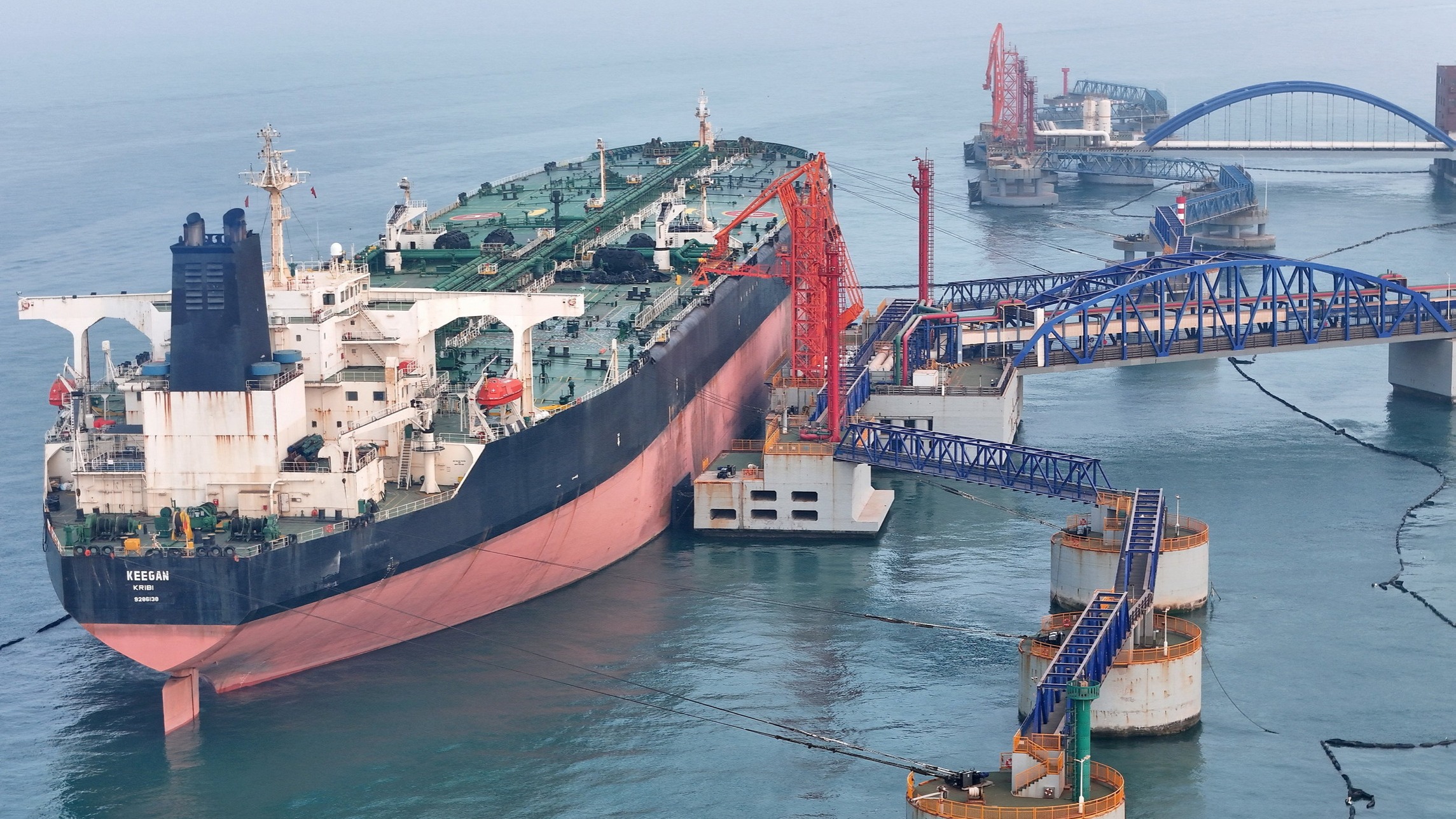 d1e00ek4ebabms.cloudfront.net image