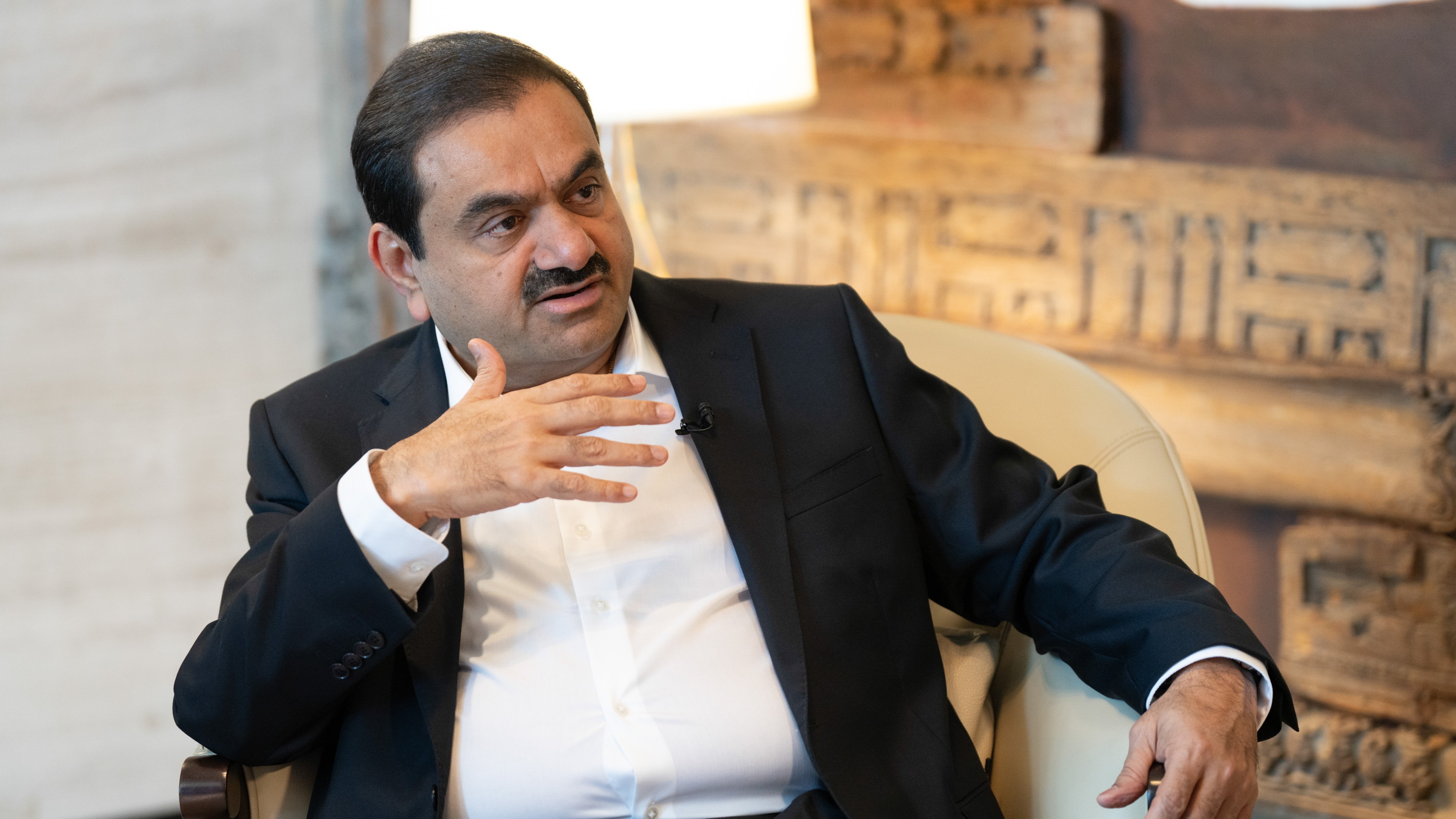 d1e00ek4ebabms.cloudfront.net image