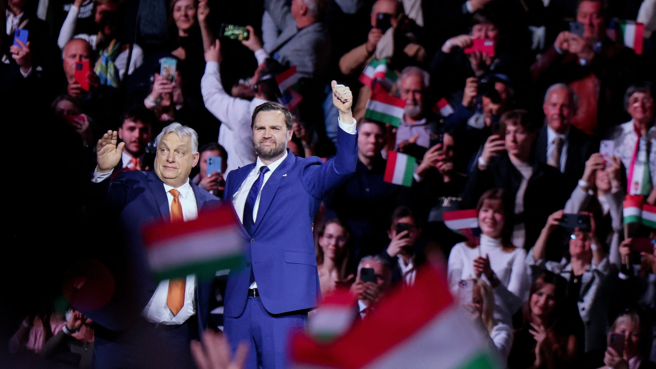 d1e00ek4ebabms.cloudfront.net image