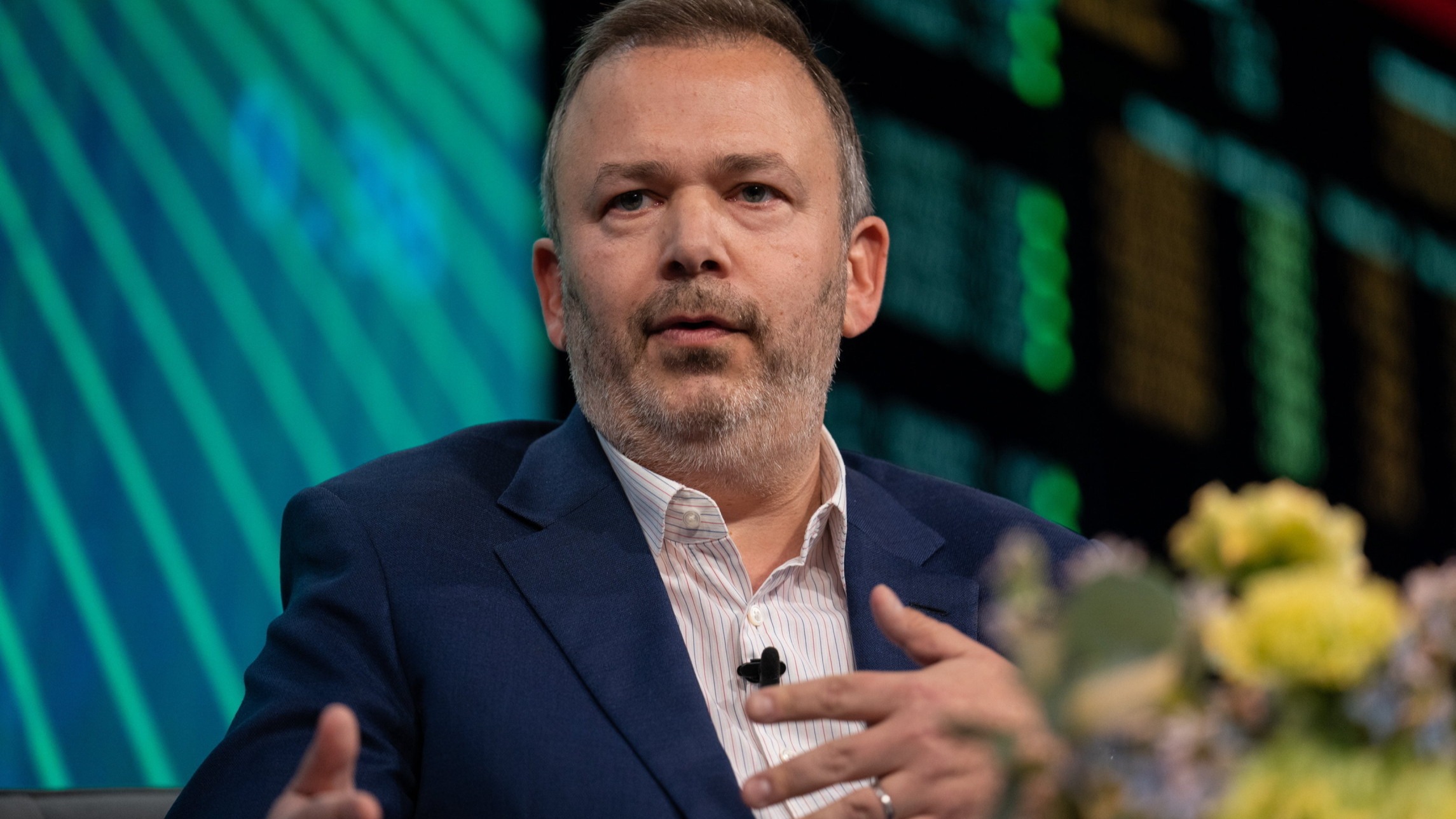 d1e00ek4ebabms.cloudfront.net image