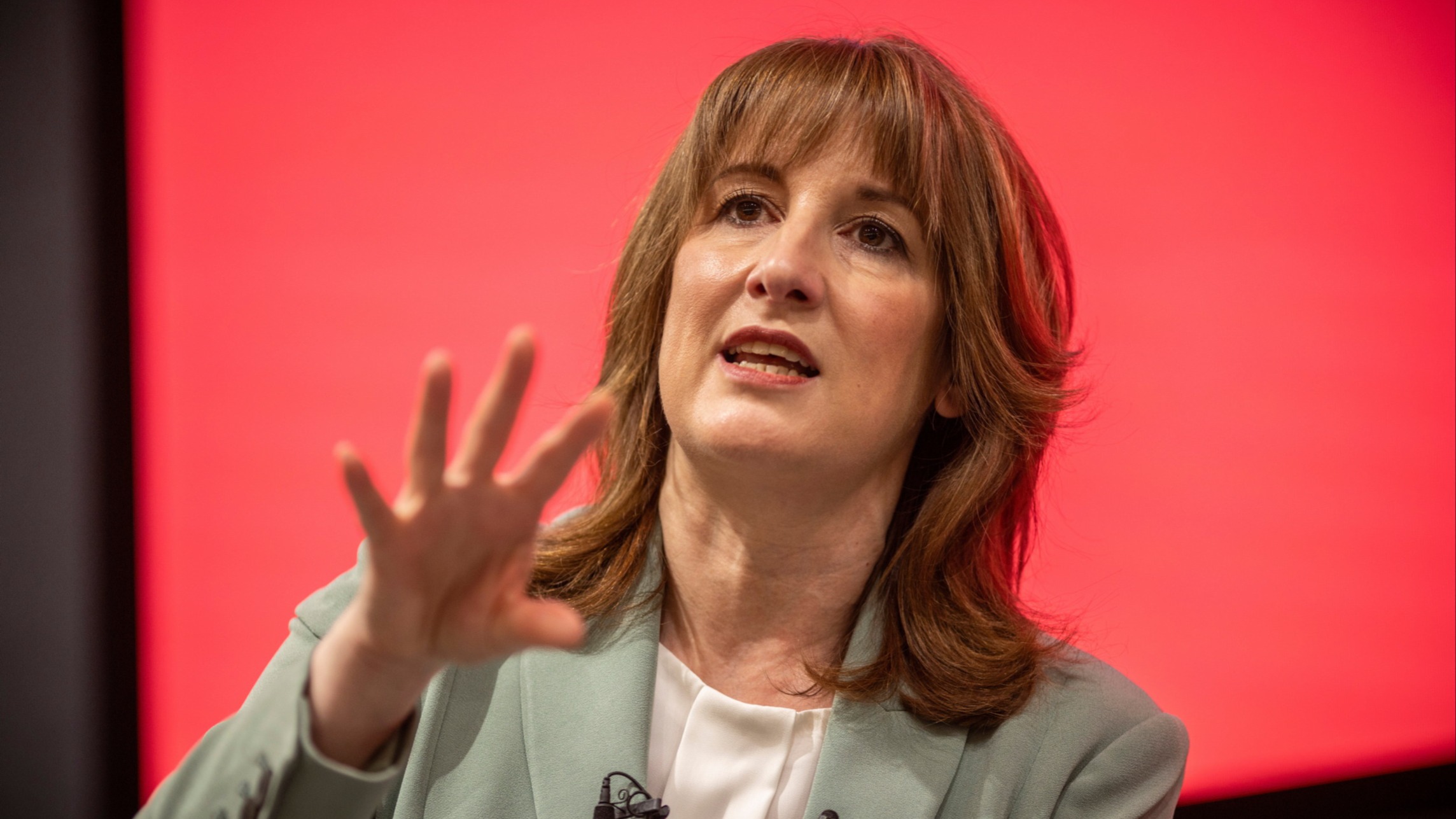 d1e00ek4ebabms.cloudfront.net image