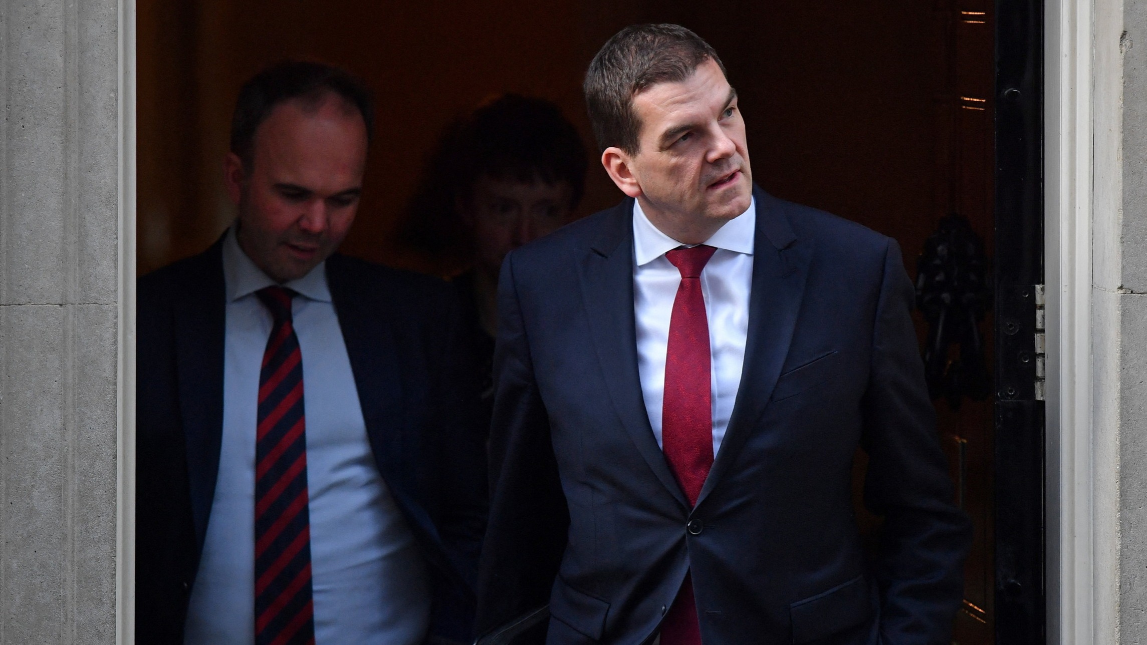 d1e00ek4ebabms.cloudfront.net image