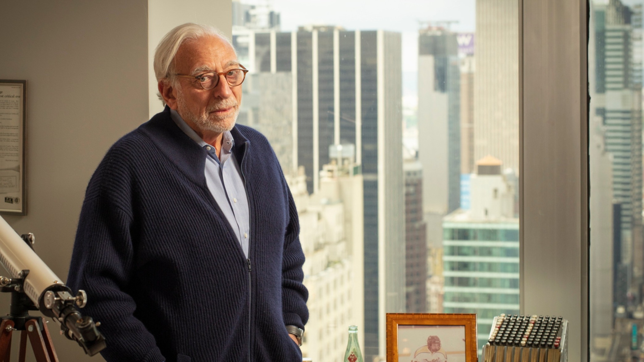 d1e00ek4ebabms.cloudfront.net image