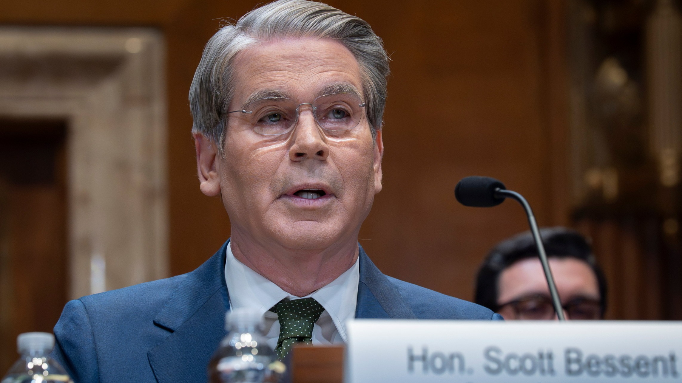 d1e00ek4ebabms.cloudfront.net image