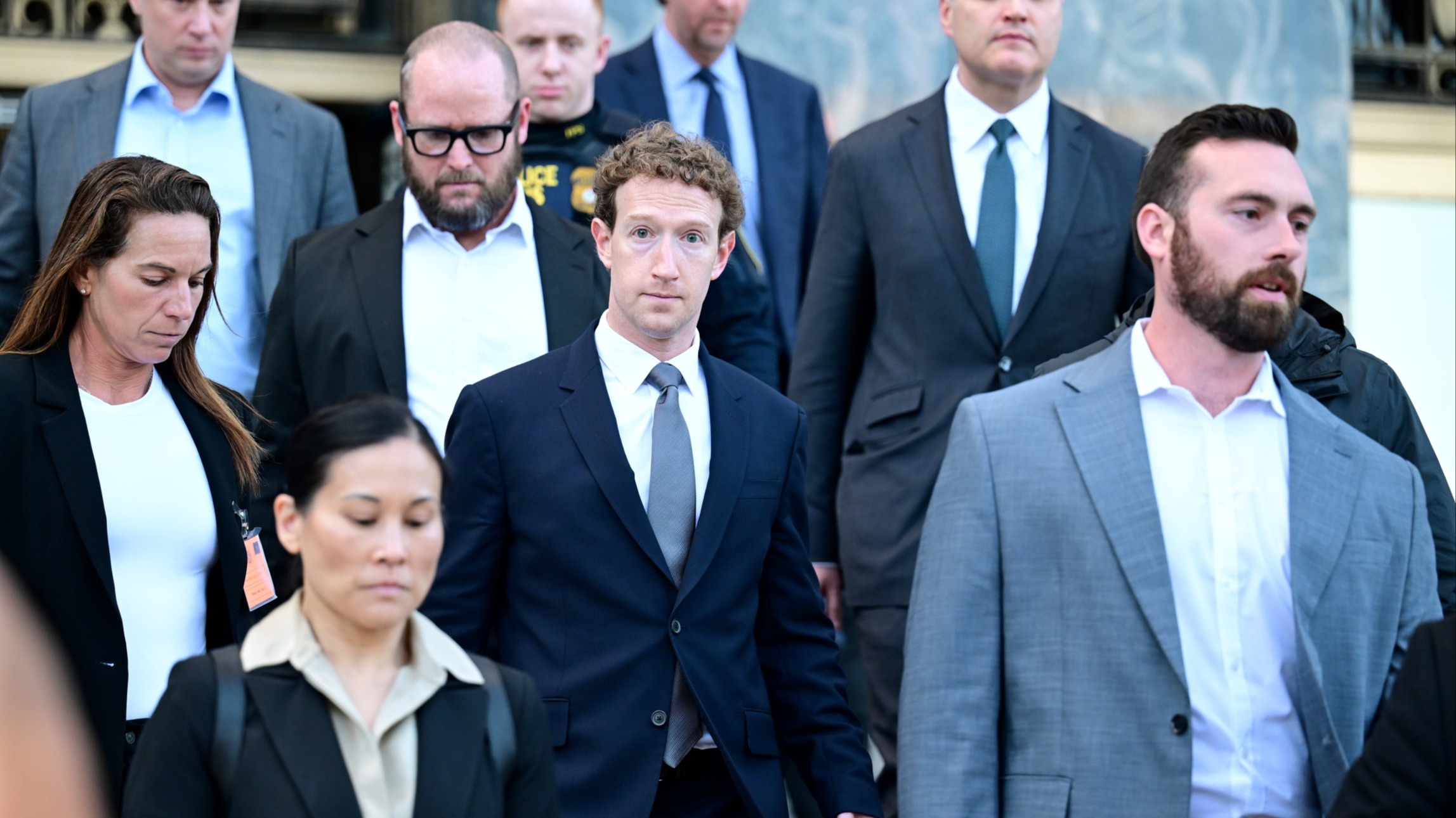 d1e00ek4ebabms.cloudfront.net image