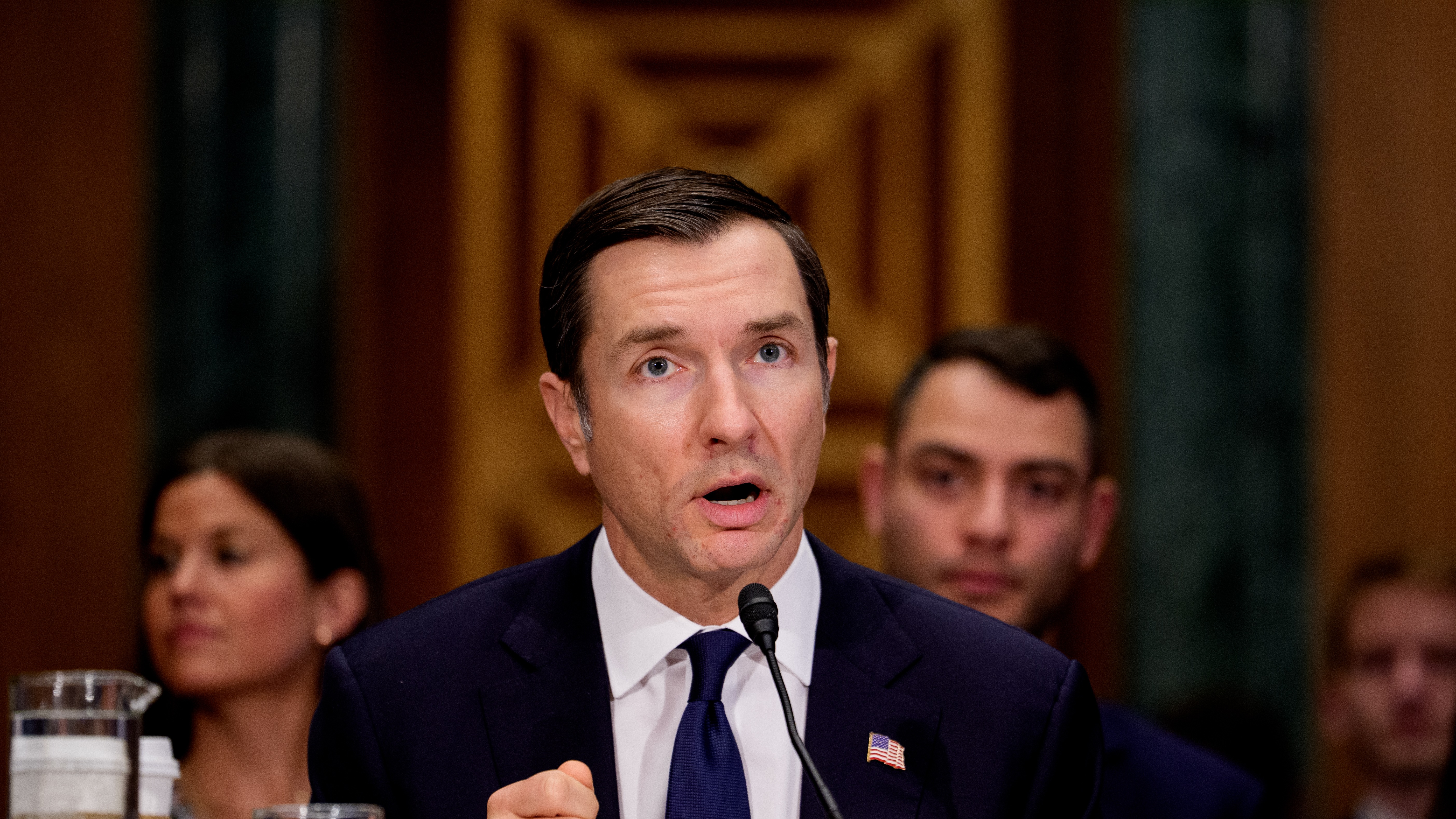 d1e00ek4ebabms.cloudfront.net image