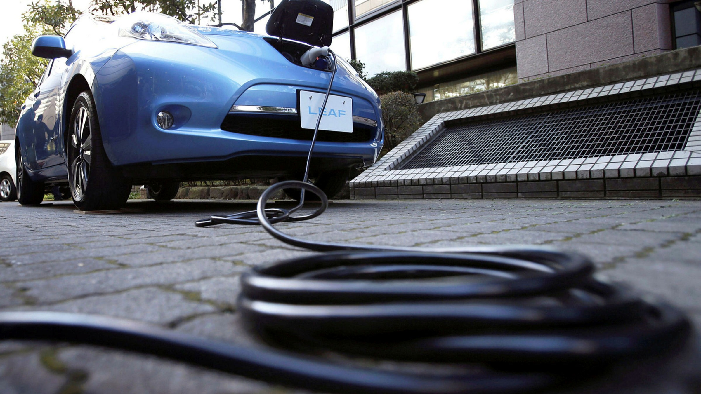 Electric vehicles may not be the climate answer after all | Financial Times