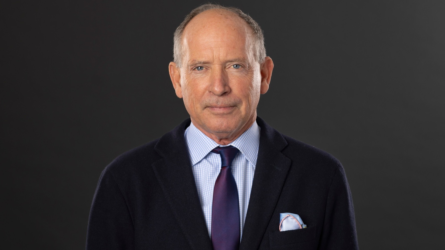 d1e00ek4ebabms.cloudfront.net image