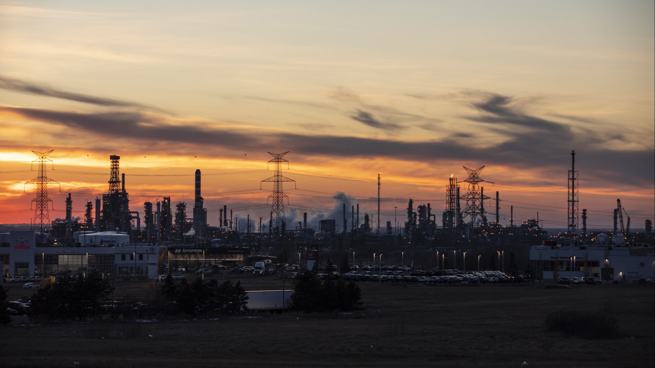 d1e00ek4ebabms.cloudfront.net image