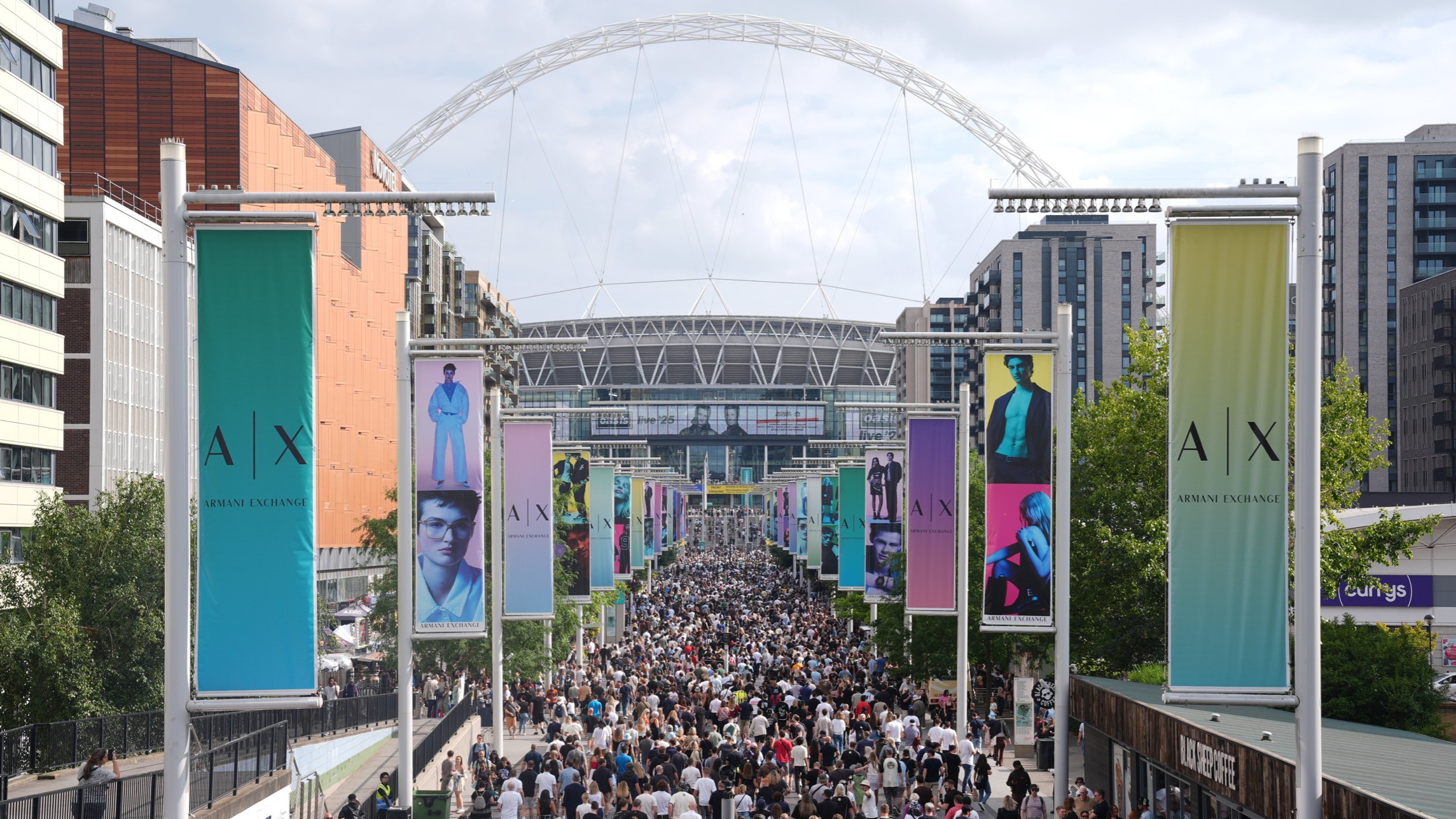 UK ticket tout ban set to be delayed for a year