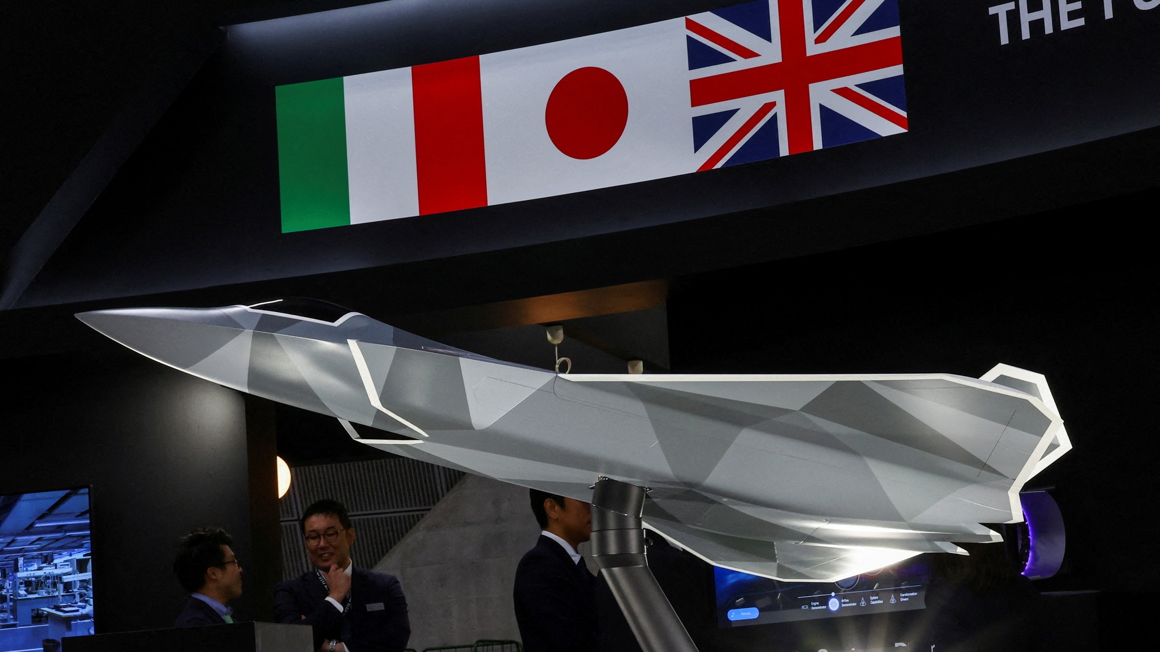 d1e00ek4ebabms.cloudfront.net image