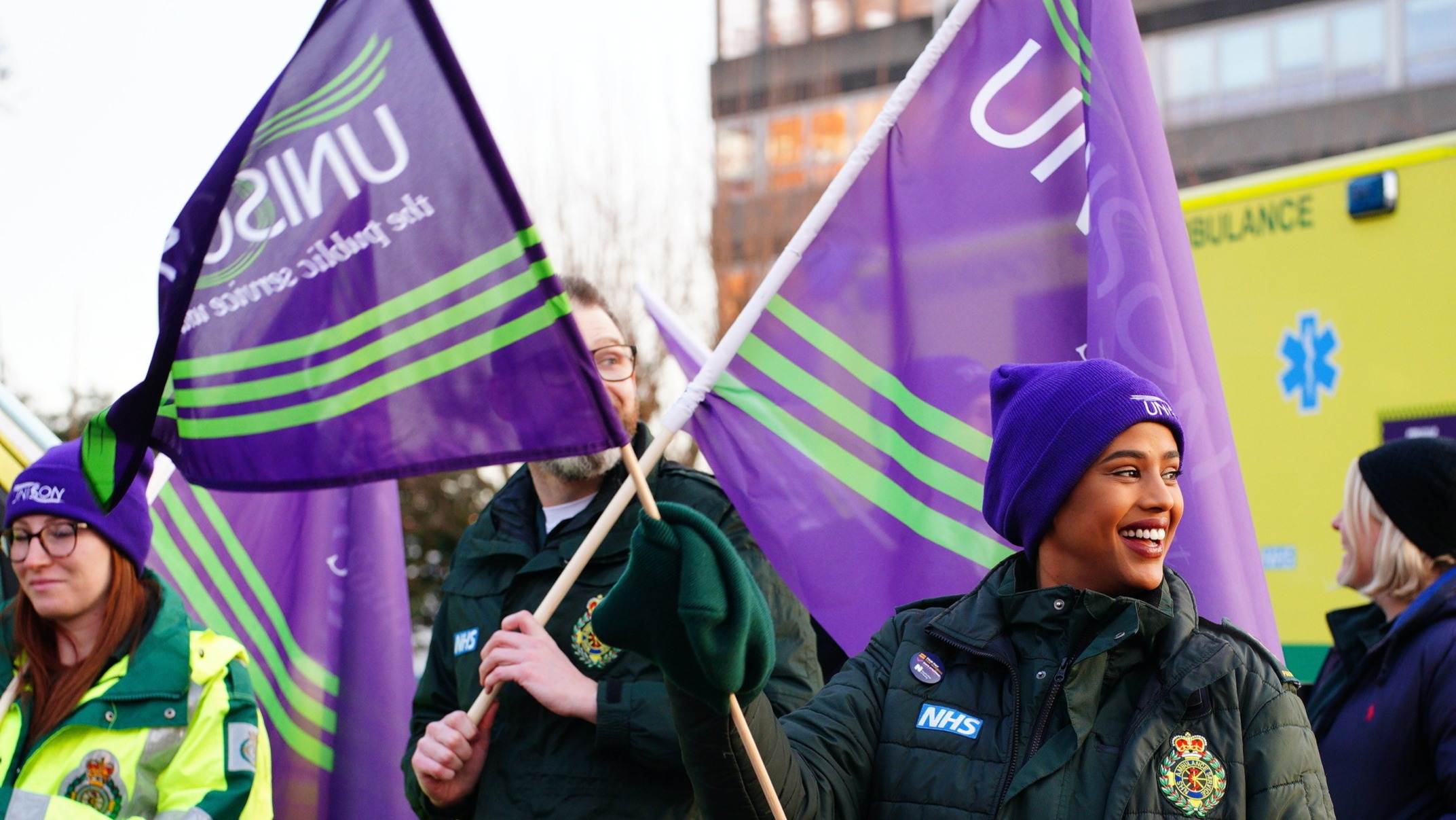 d1e00ek4ebabms.cloudfront.net image