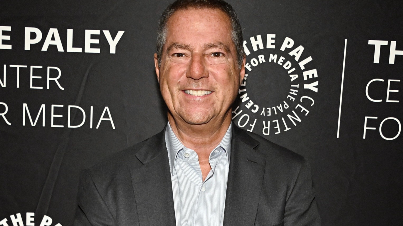 d1e00ek4ebabms.cloudfront.net image