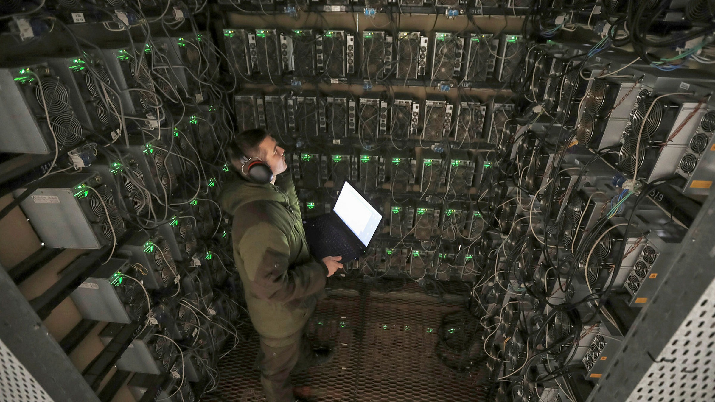 Crypto miners in Kazakhstan face bitter winter of power cuts | Financial  Times
