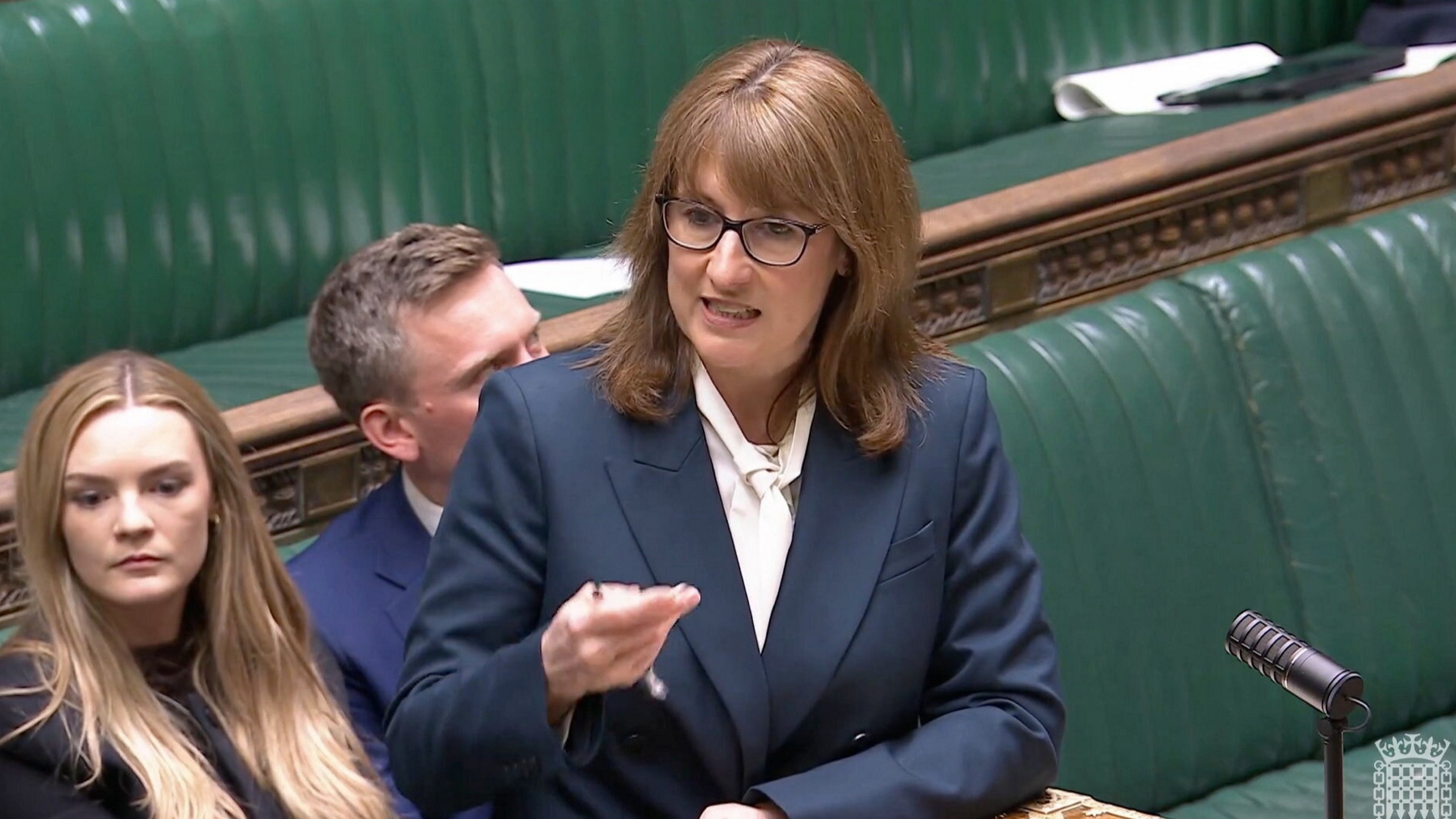 d1e00ek4ebabms.cloudfront.net image