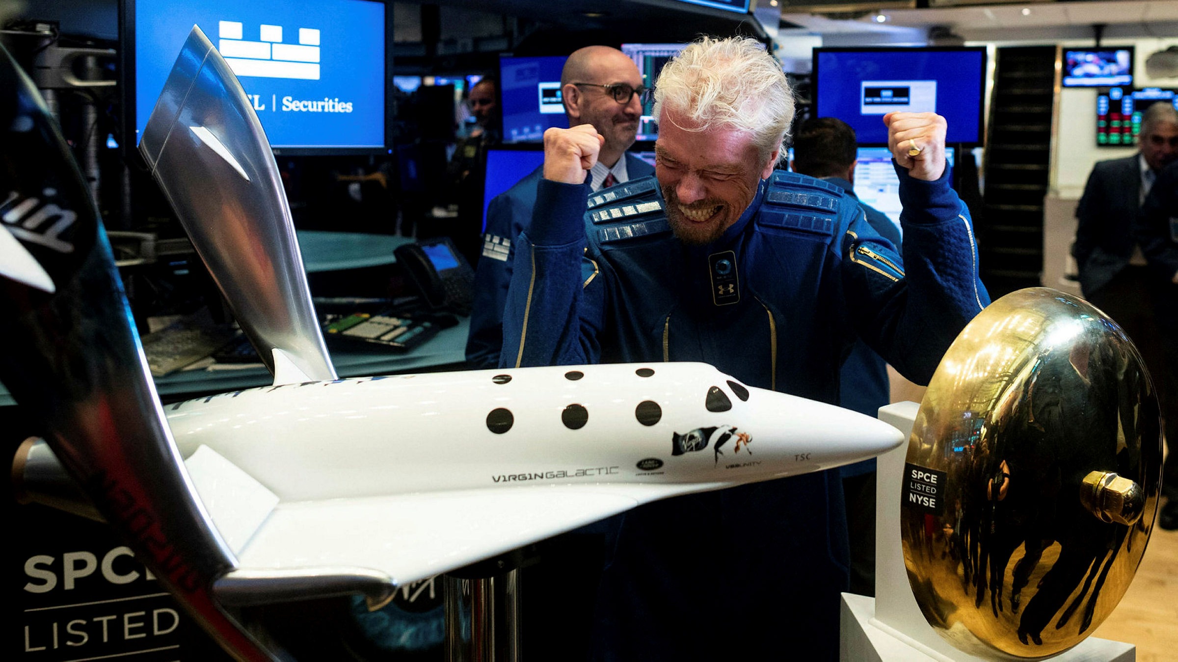 Richard Branson poised to beat Jeff Bezos into space | Financial Times