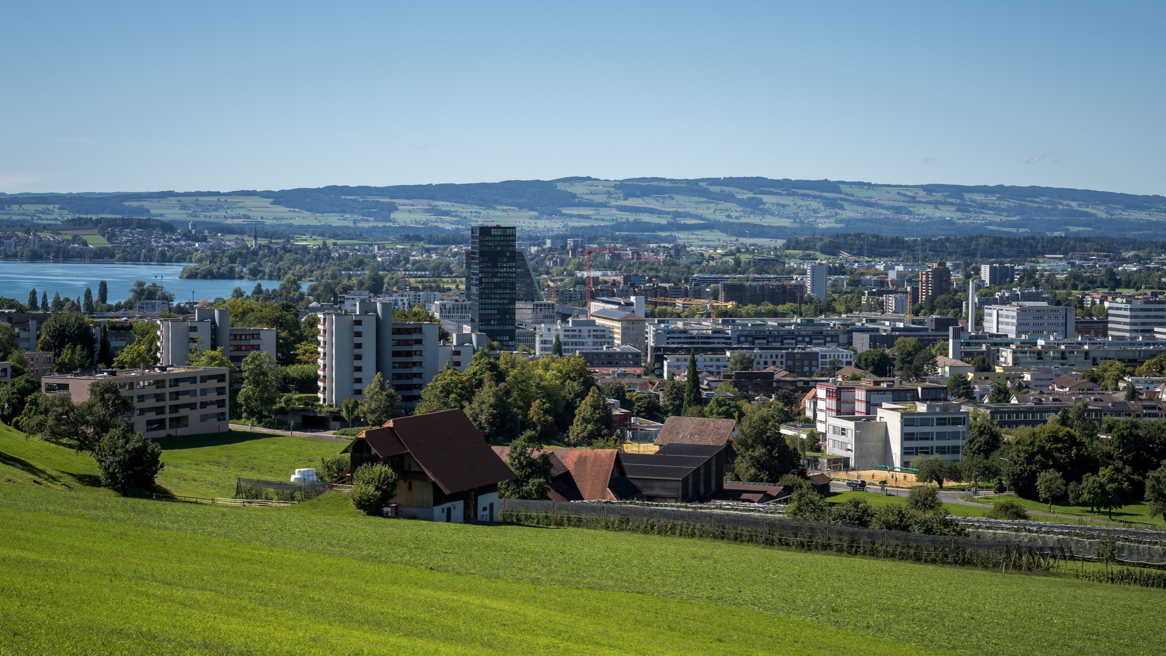 d1e00ek4ebabms.cloudfront.net image