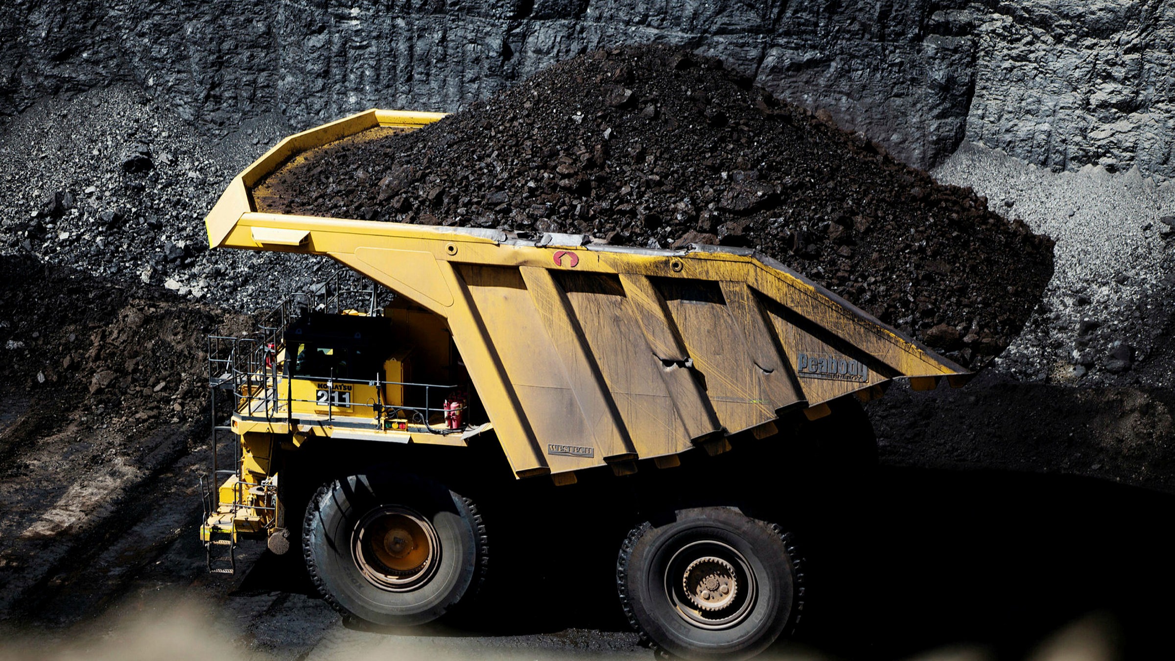 ارزش بزرگترین معدن زغال سنگ جهان 1.4 میلیارد دلار کاهش یافت |  فایننشال تایمز