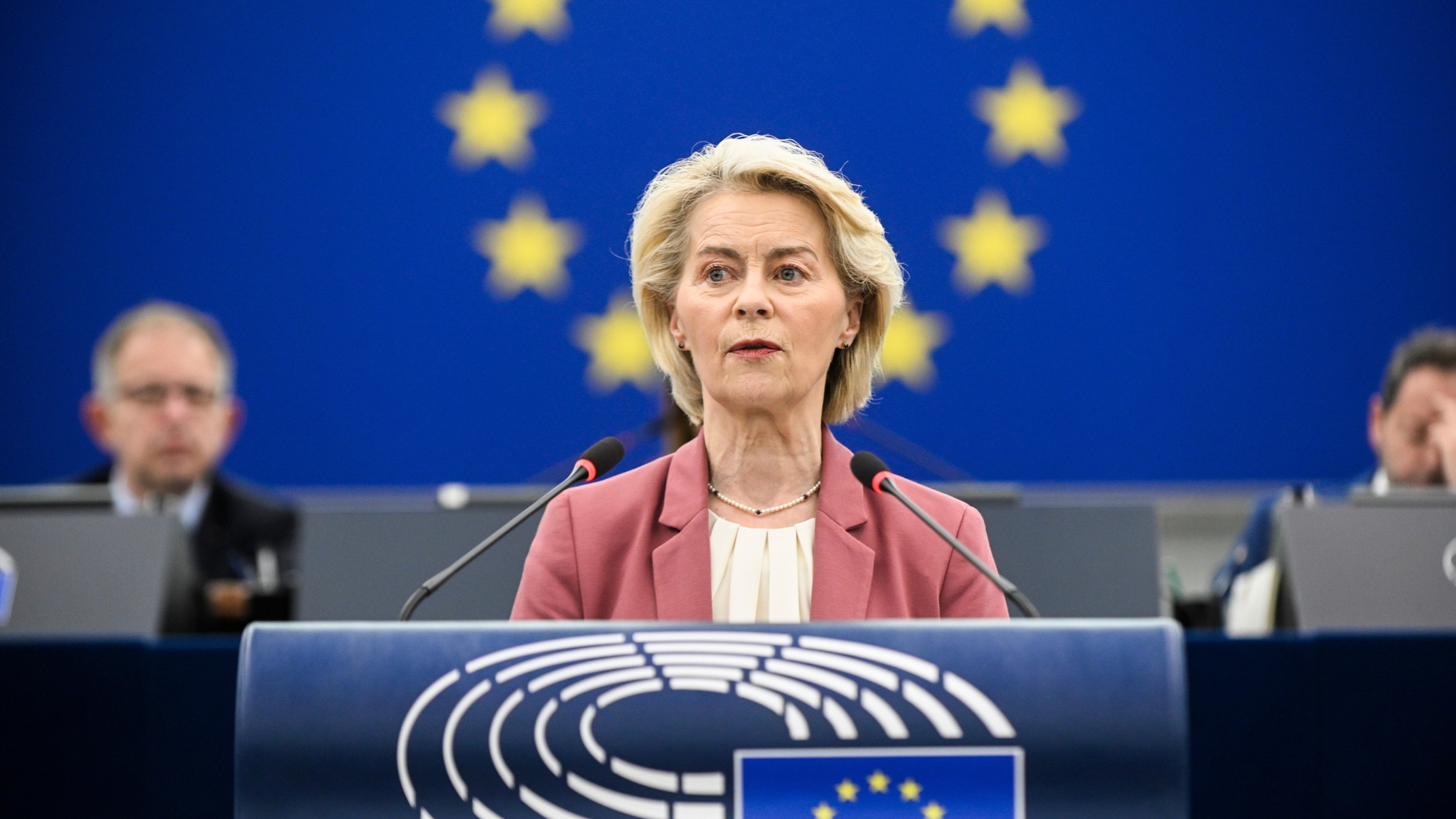 d1e00ek4ebabms.cloudfront.net image