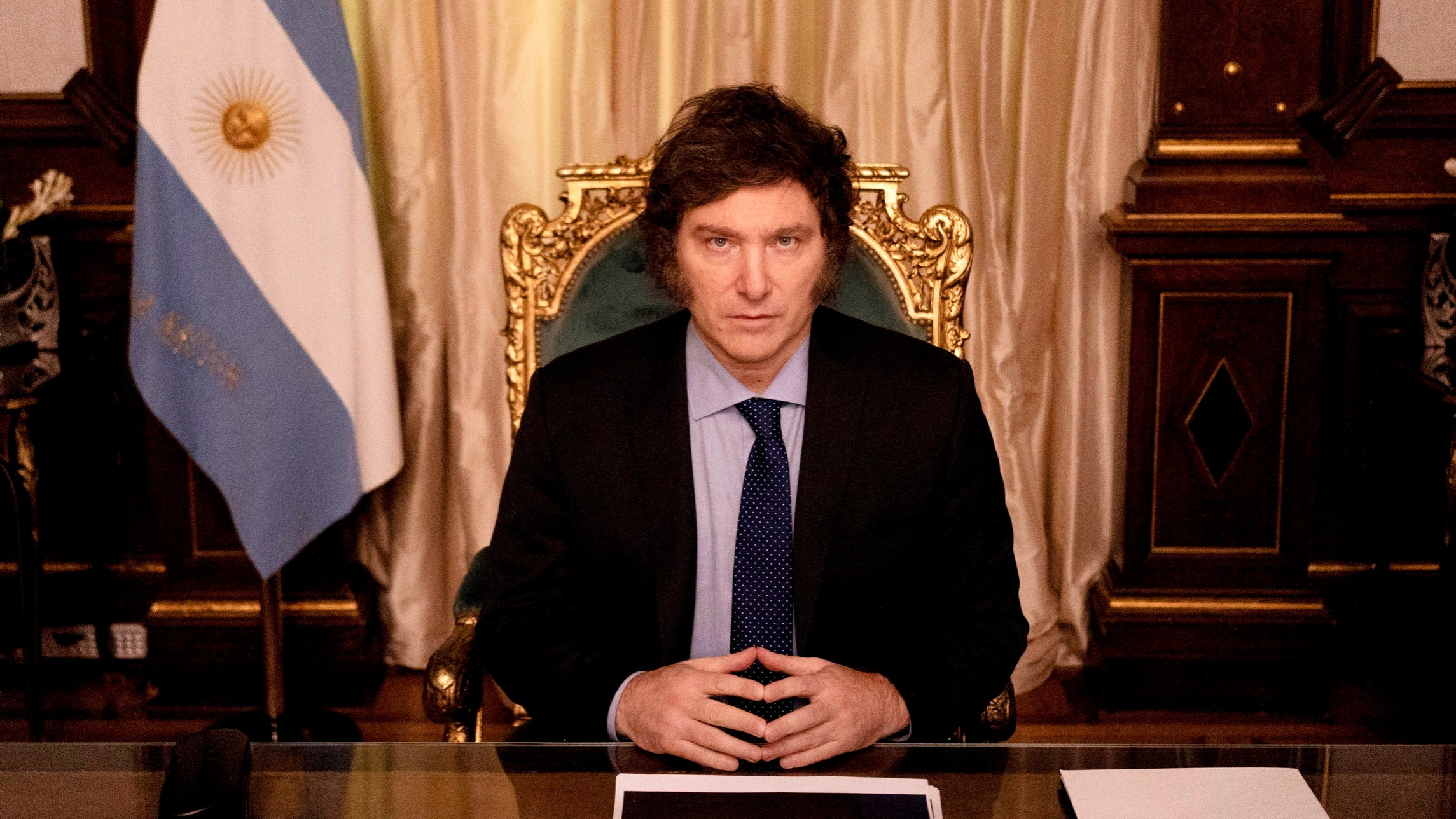 d1e00ek4ebabms.cloudfront.net image