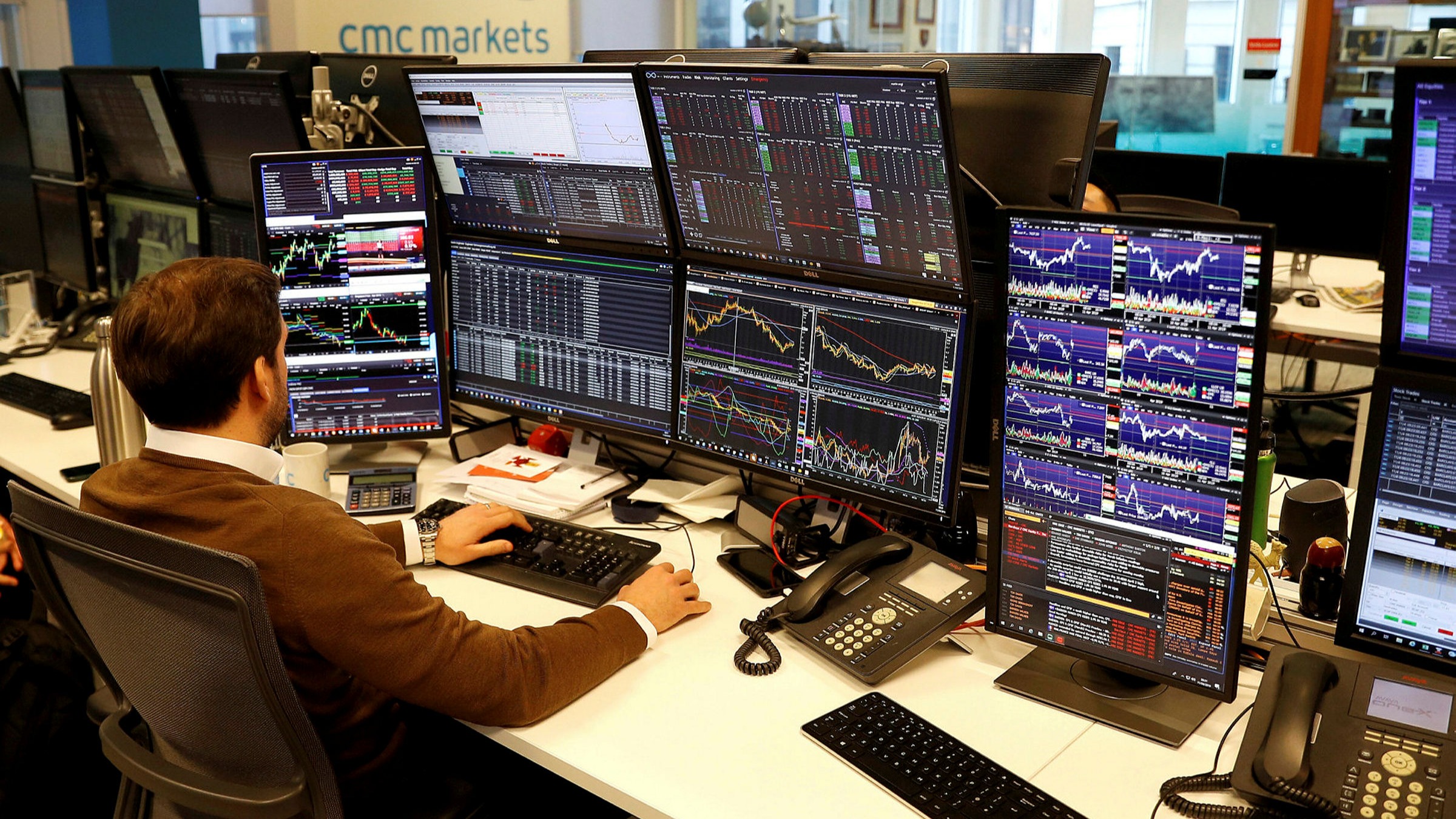 Cmc Markets Shares Plunge After Trading Lull Prompts Profit Warning Financial Times