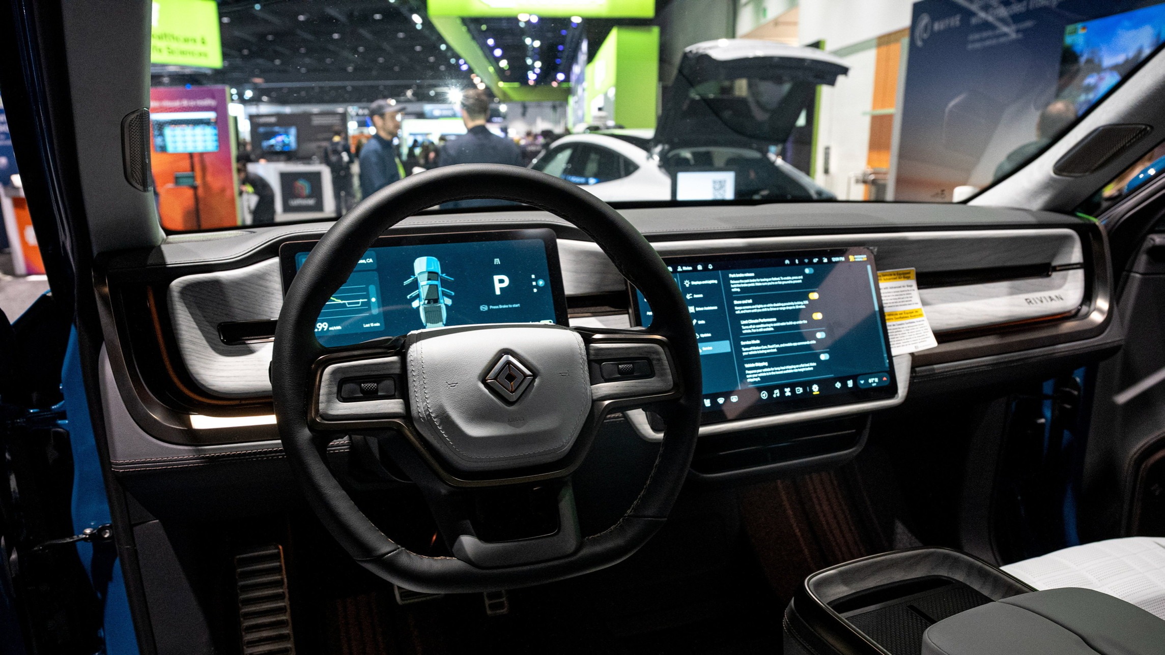 d1e00ek4ebabms.cloudfront.net image