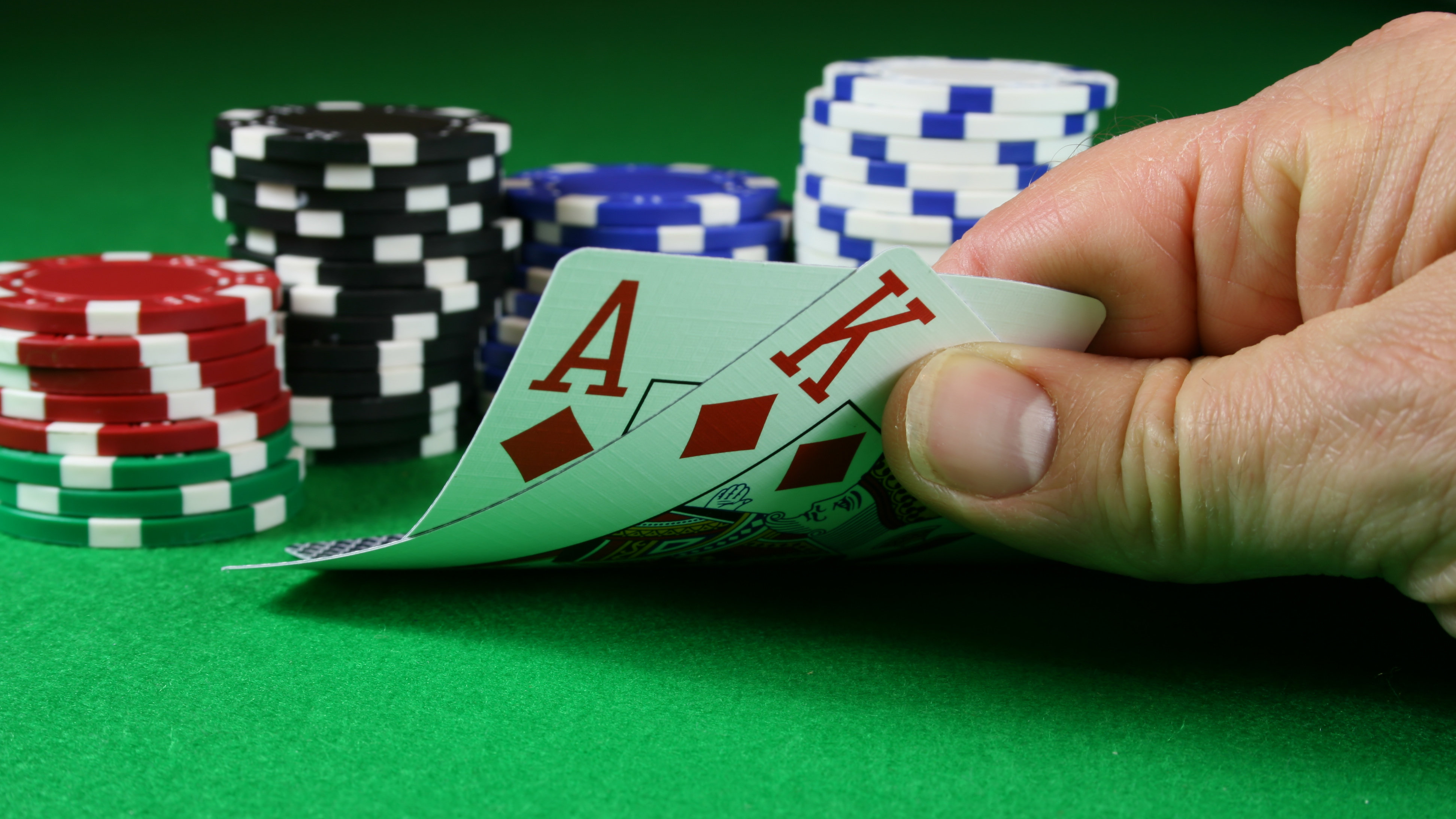 Get The Most Out of poker online and Facebook