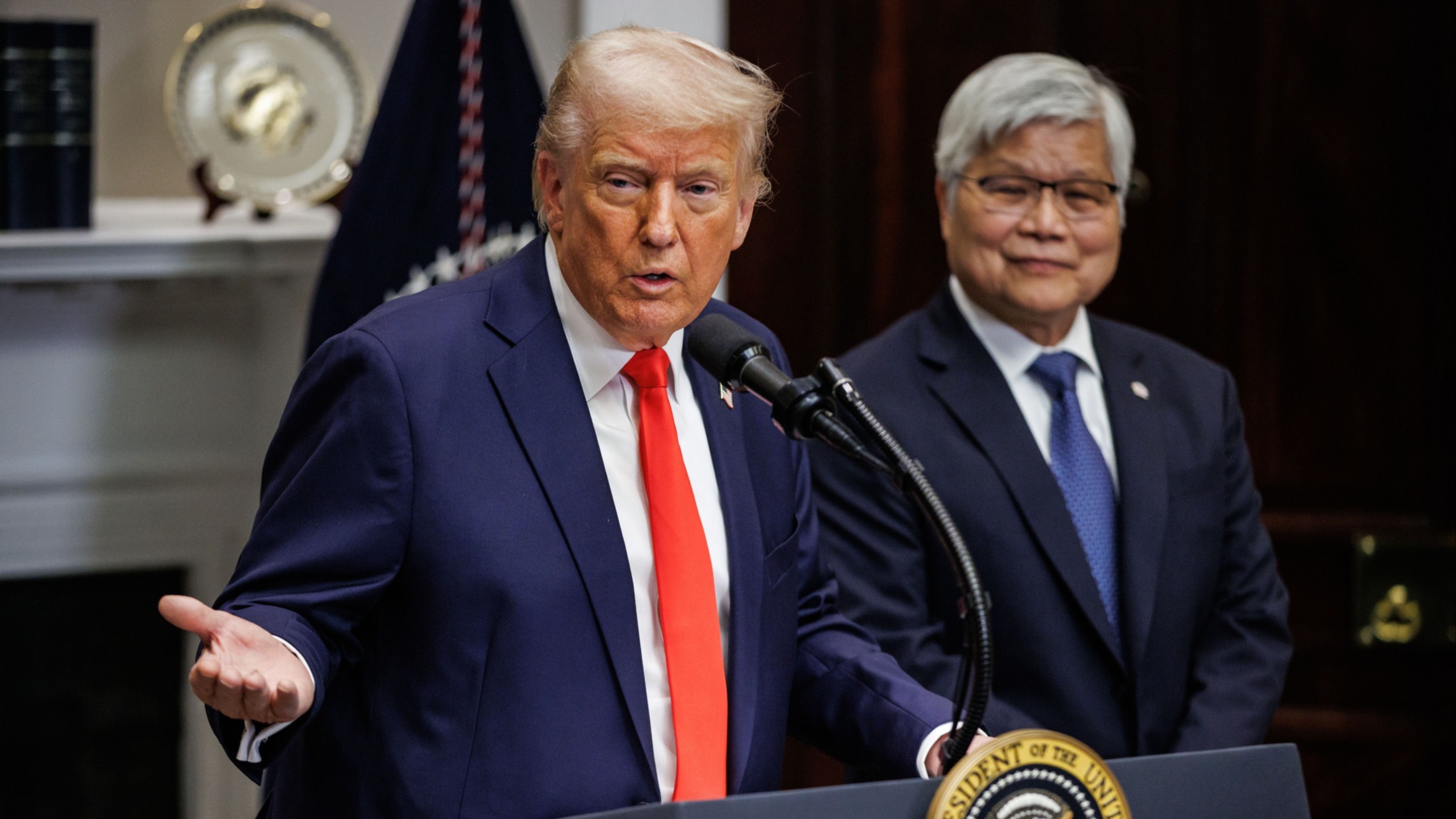 d1e00ek4ebabms.cloudfront.net image