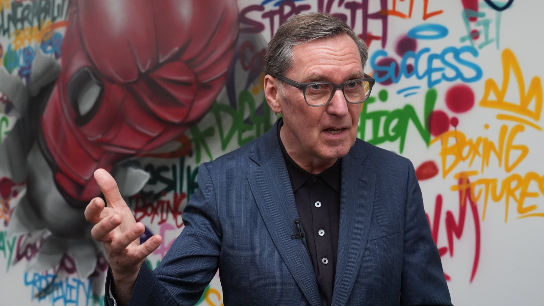 d1e00ek4ebabms.cloudfront.net image