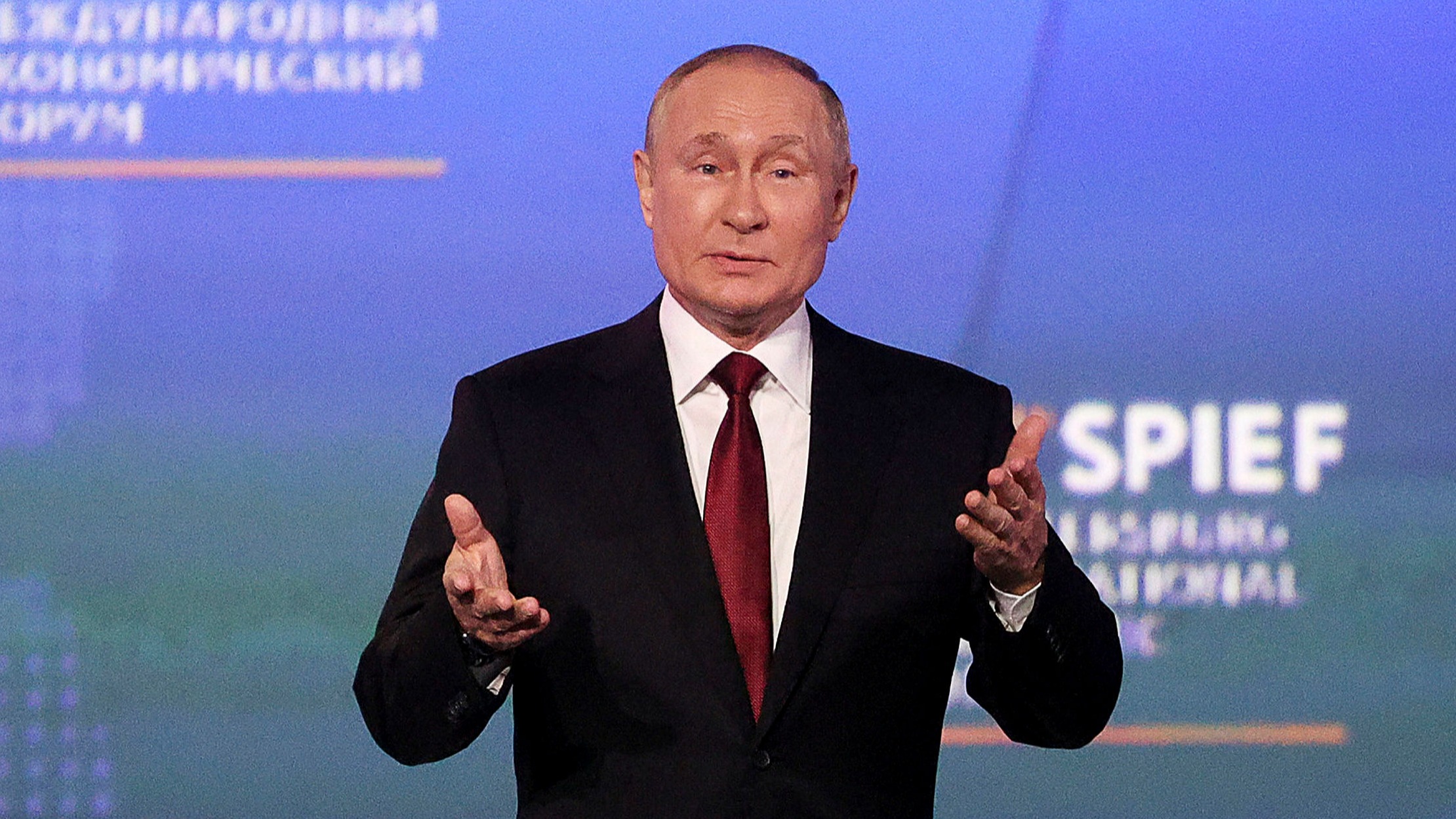Putin claims Russia has weathered sanctions better than Europe | Financial Times