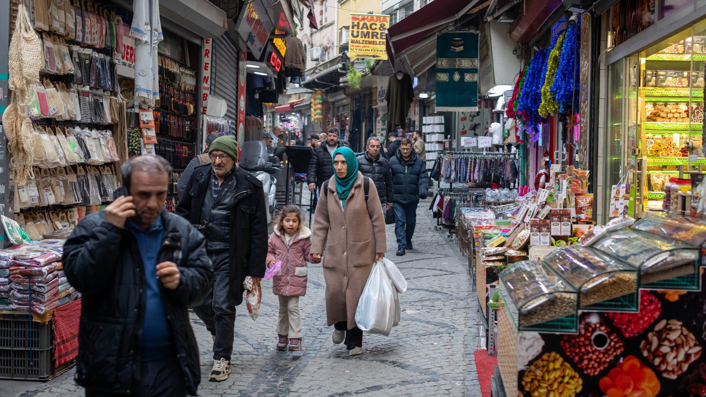 d1e00ek4ebabms.cloudfront.net image